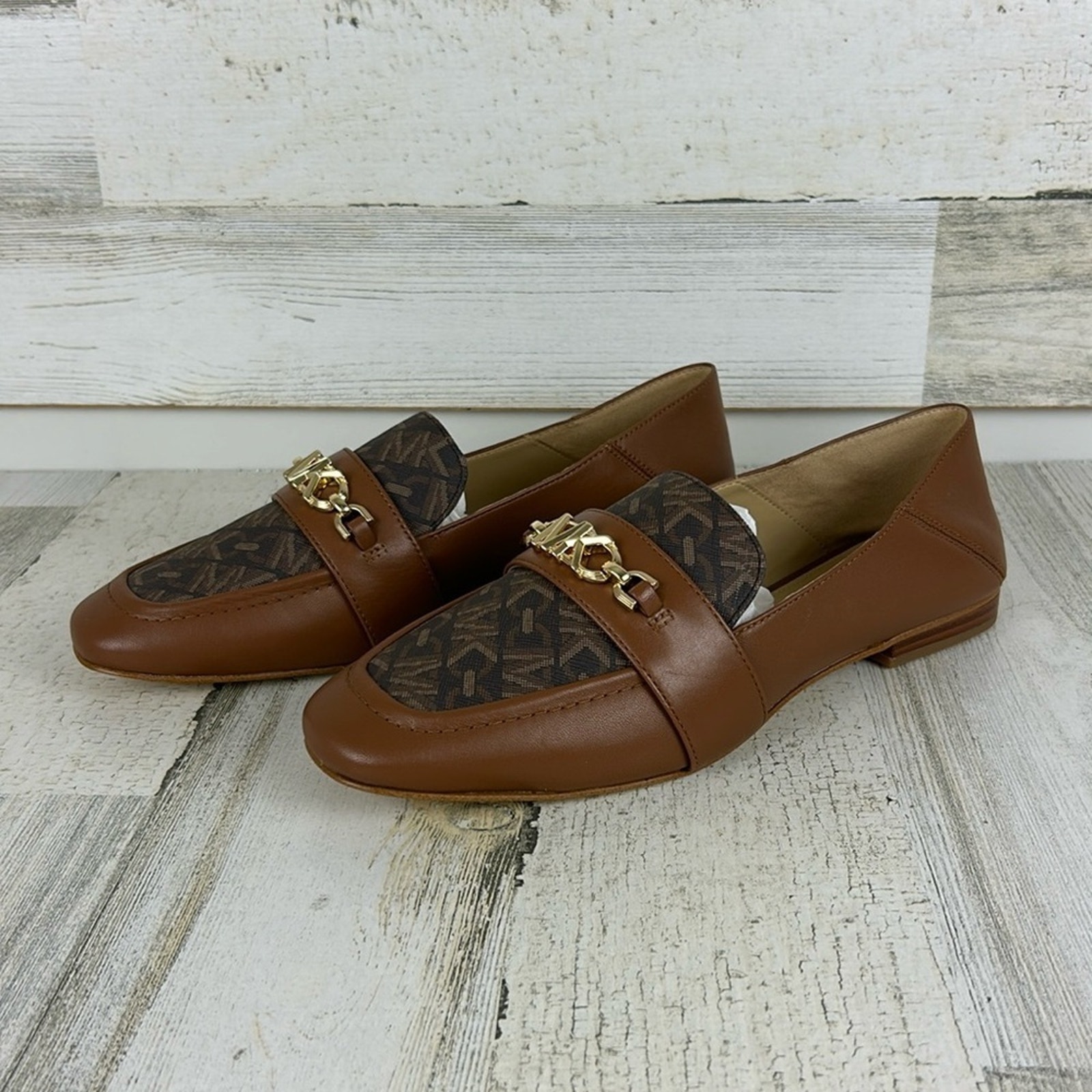 Michael Kors Tiffanie womens 6.5 brown leather logo loafer flats new