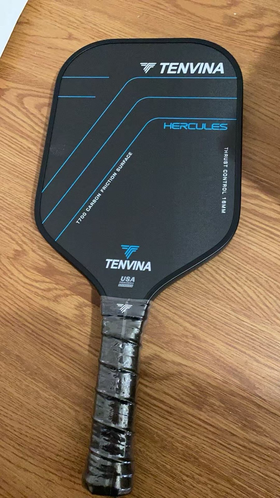 Pickleball paddle