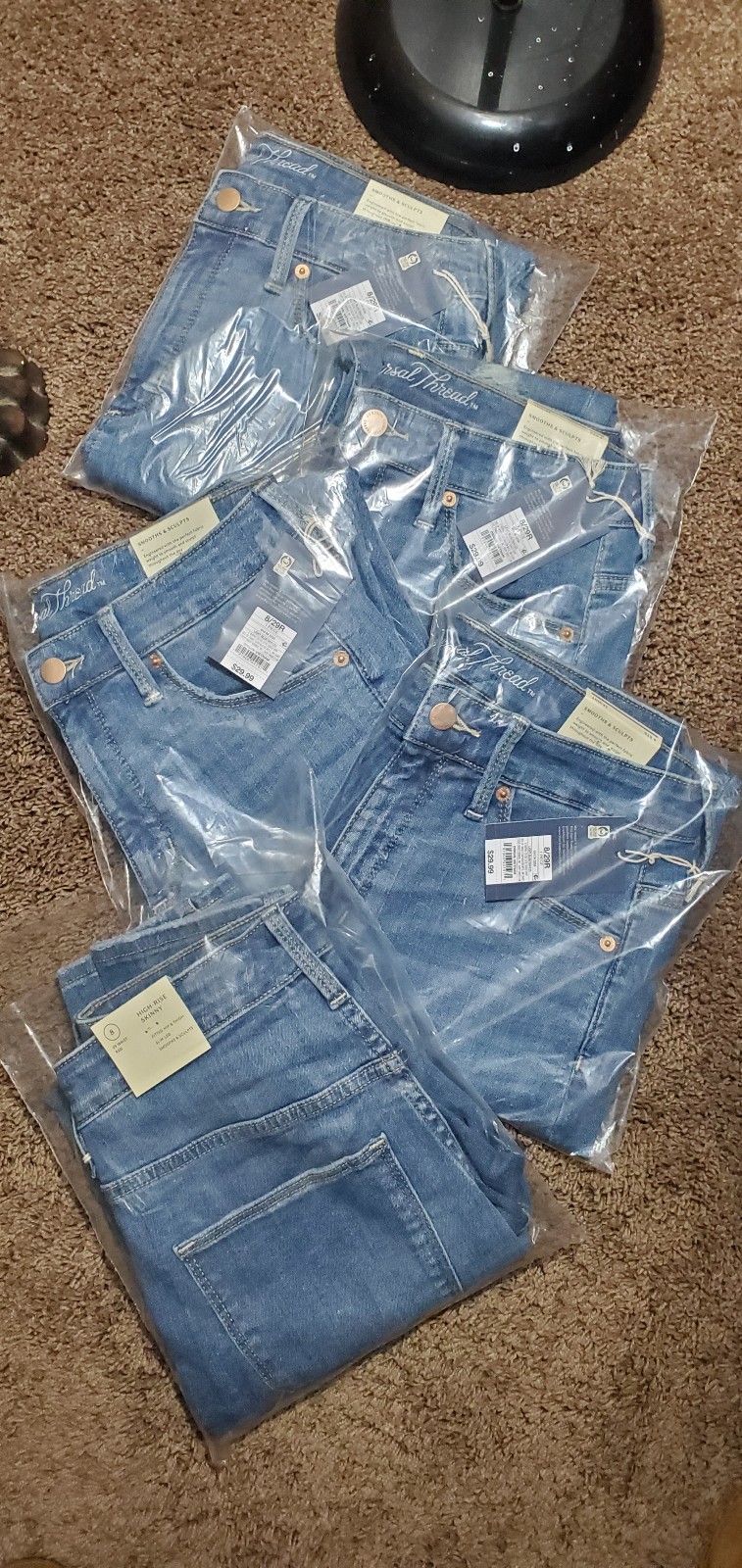 Womans size 8 skinny jeans new