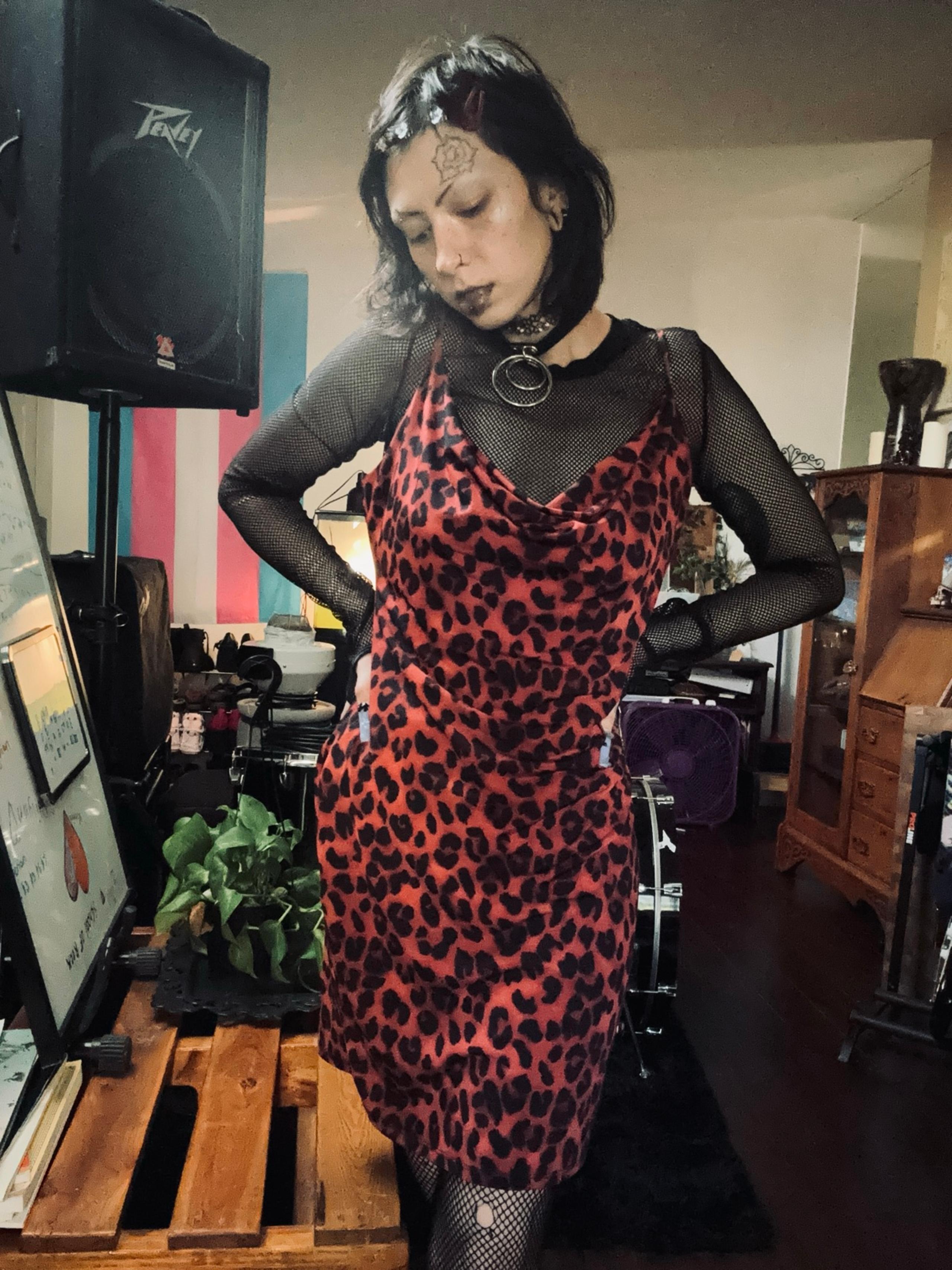 BLACK & RED CHEETAH PRINT DRESS (XL)