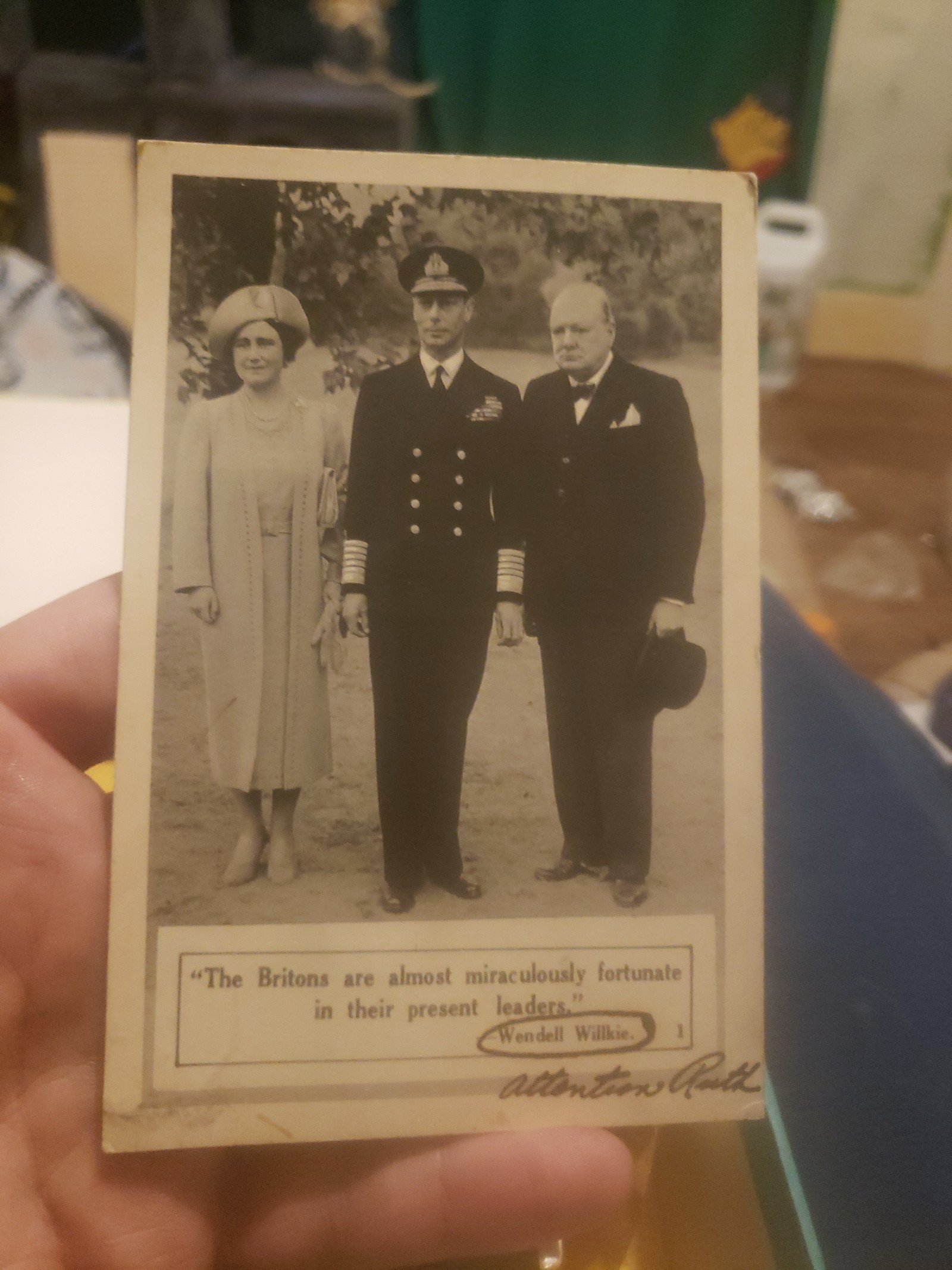 Photo of king gorge and queen Elizabeth. Very rare