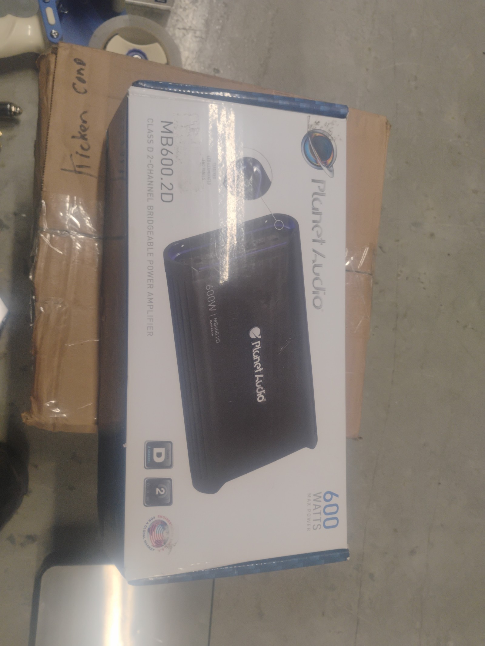 Planet audio 2 channel 600 watt amplifier