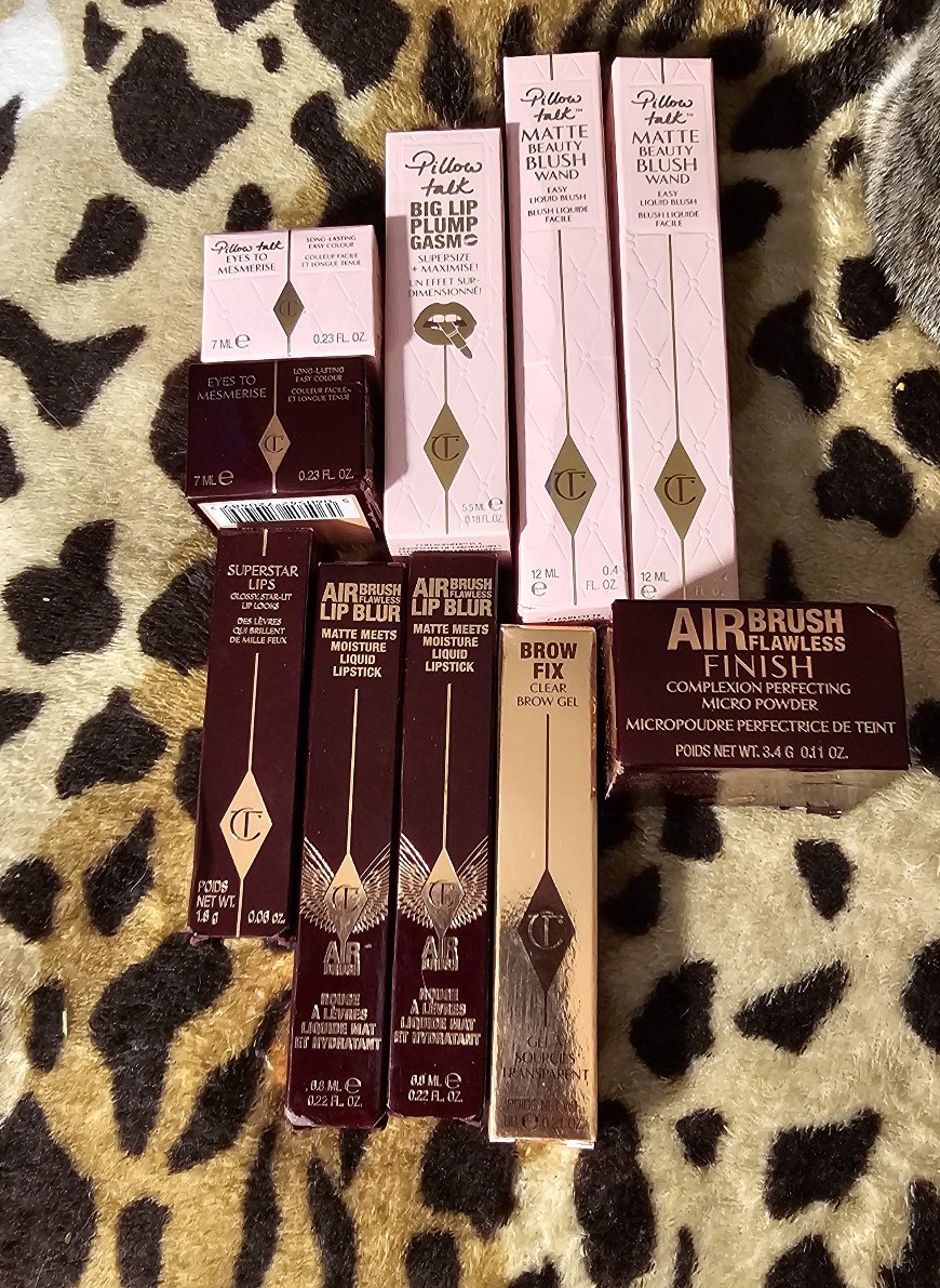 Charlotte Tilburys 10pc Makeup Bundle