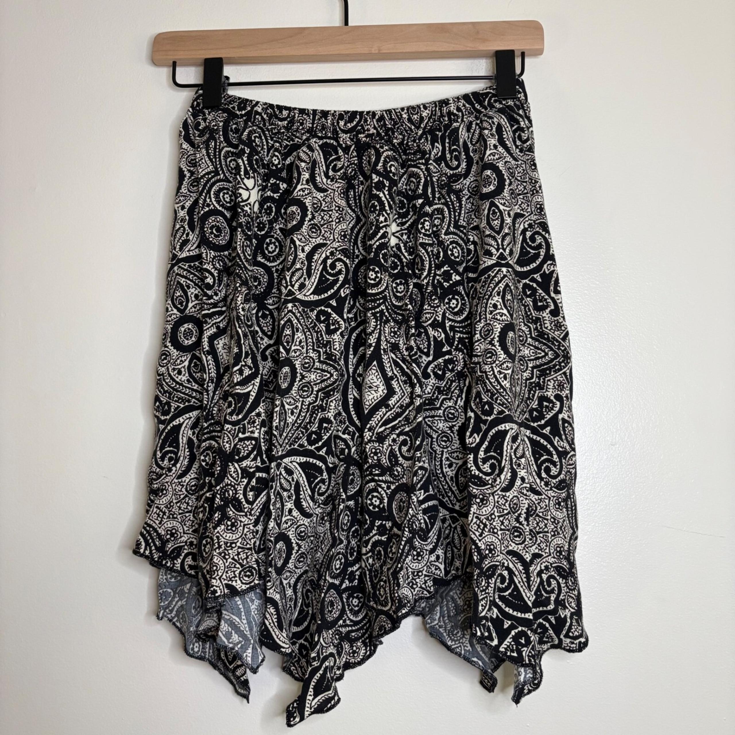 Abercrombie & Fitch Paisley Skirt Elastic Waist Flowy Boho Black White L