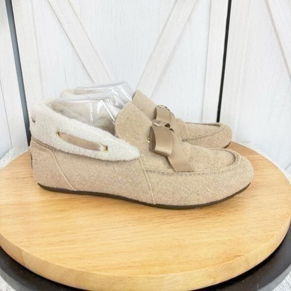 Vionic Shirley Faux Sherpa Lined Slipper Tan Wheat Size 7