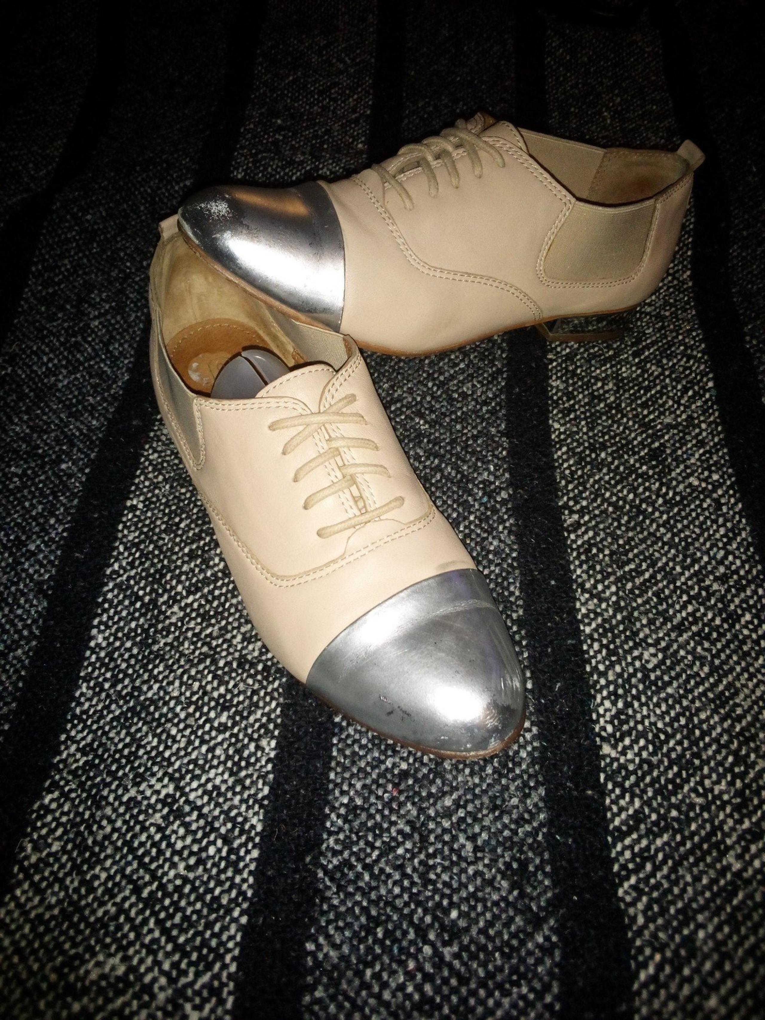 Coach womens Jocelyn silver tip Exclusive dress shoes•Womens Size 8B