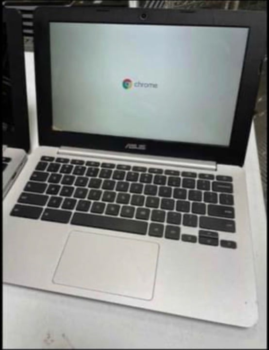 3X ASUS Chromebook Laptop