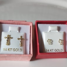 Two pairs gold screwback stud earrings