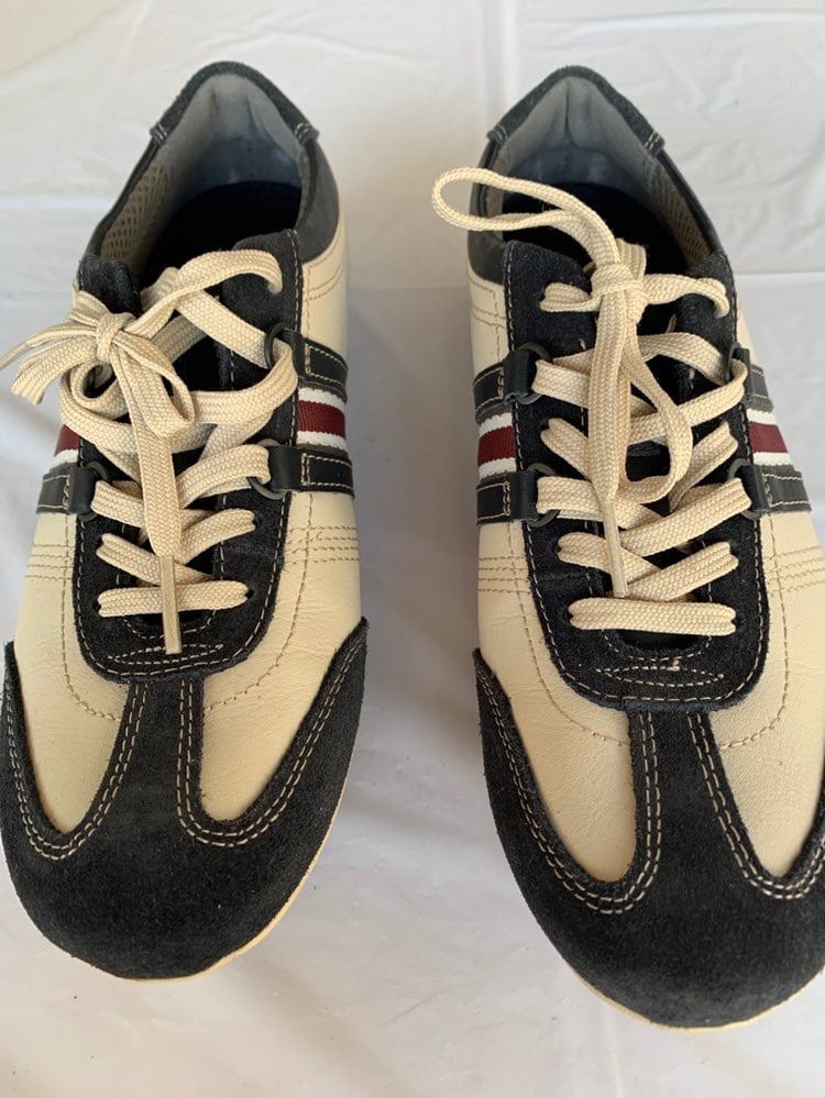 New Balance Womens Size 6 1/2 Posture Wa