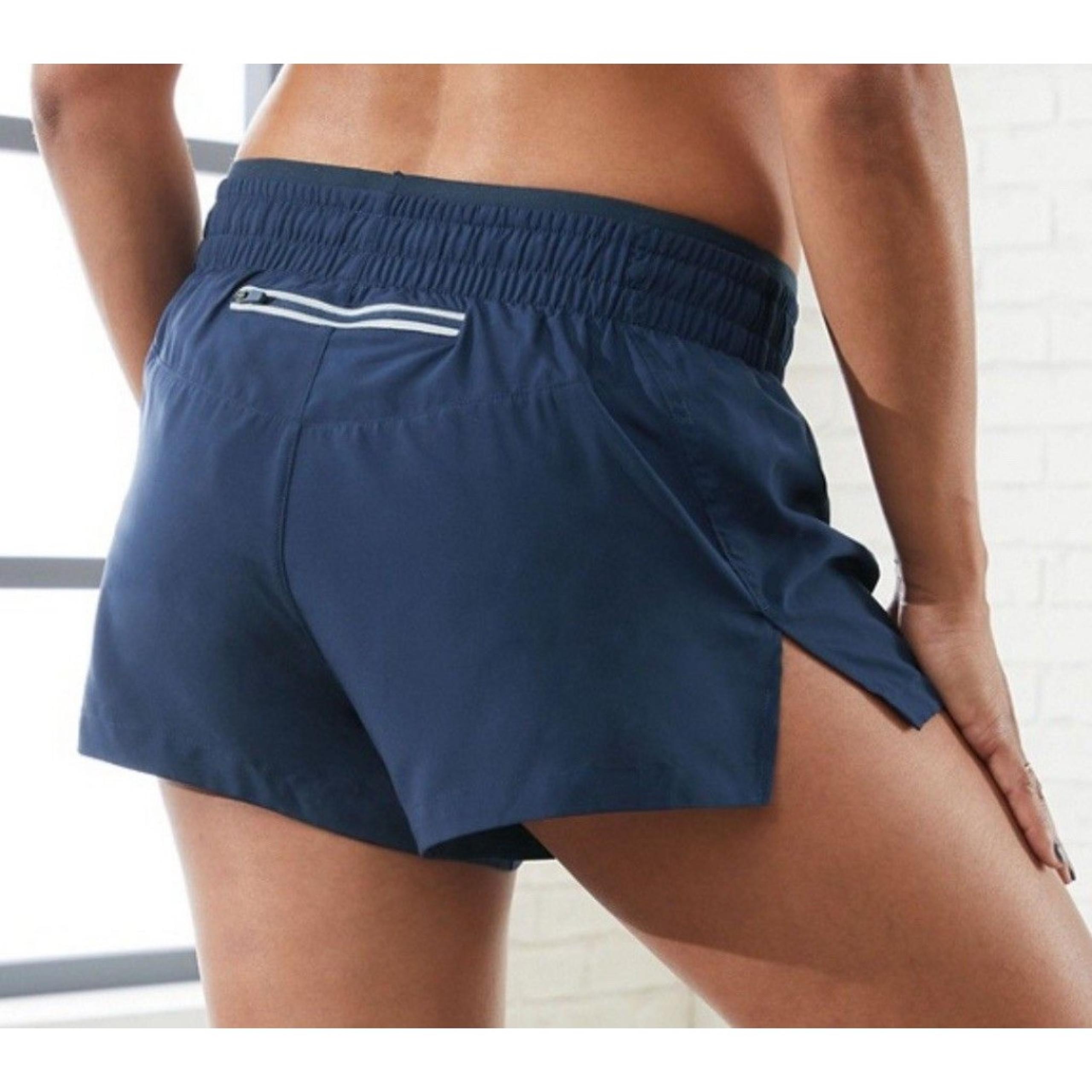 Fabletics 3.5" Breathe Mid-Rise Run Shorts Women's Inner Brief Navy Size M