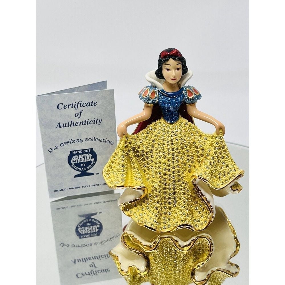 Disney Arribas Brothers Snow White Jeweled Swarovski figurine Limited & Rare