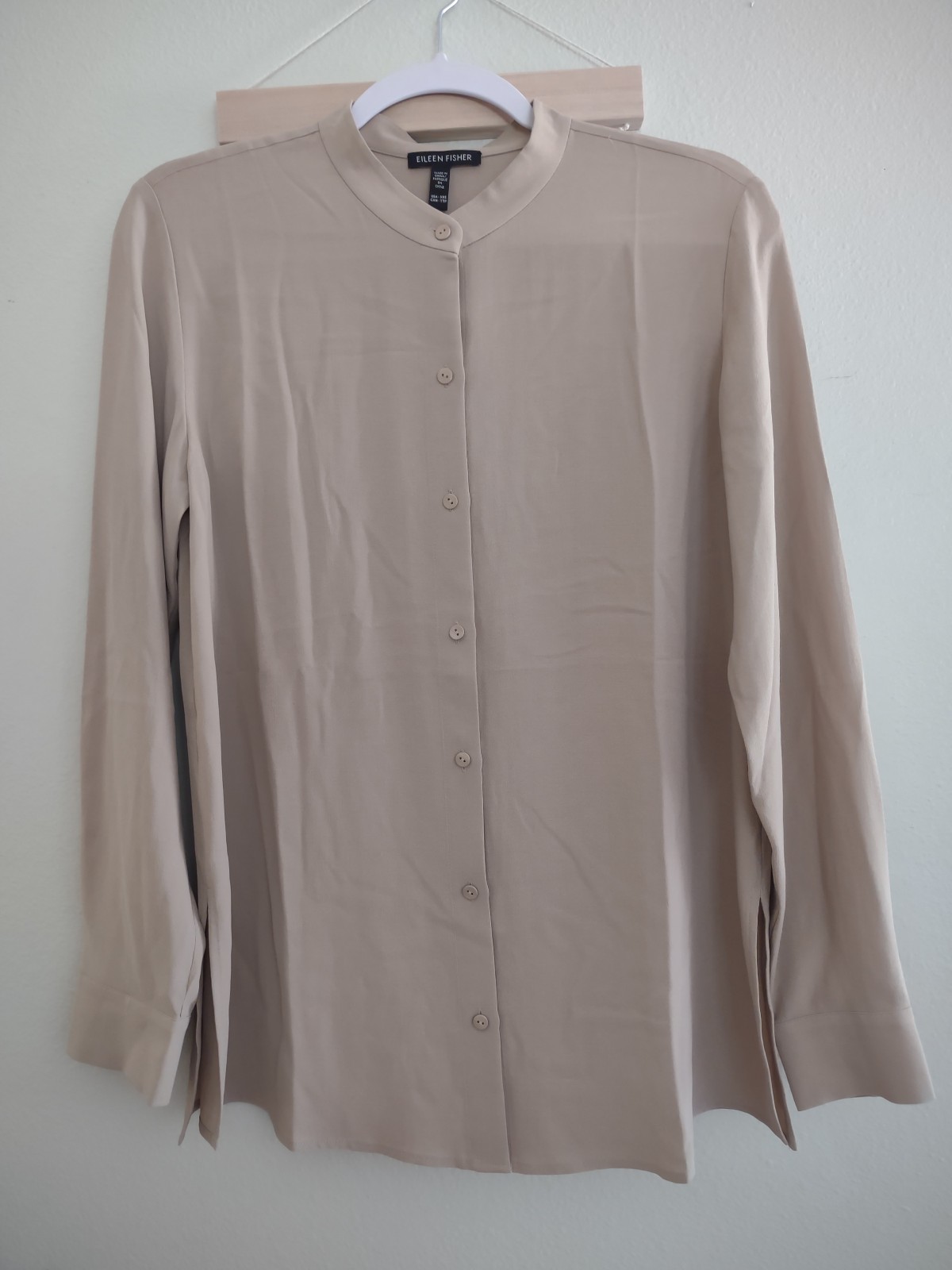 Women's Eileen Fischer tan silk blouse size xxs