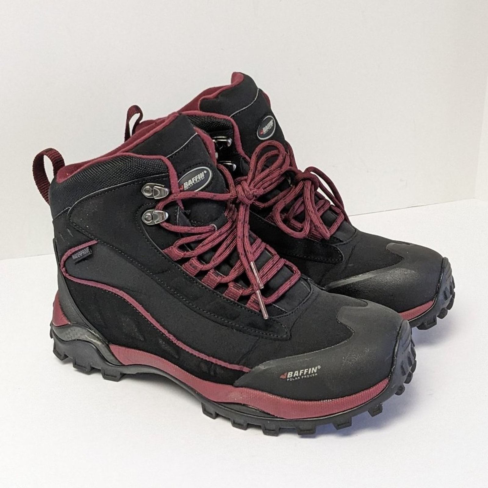 Baffin Hike Waterproof Winter Boots, Black/Sangria, Women's 10 M