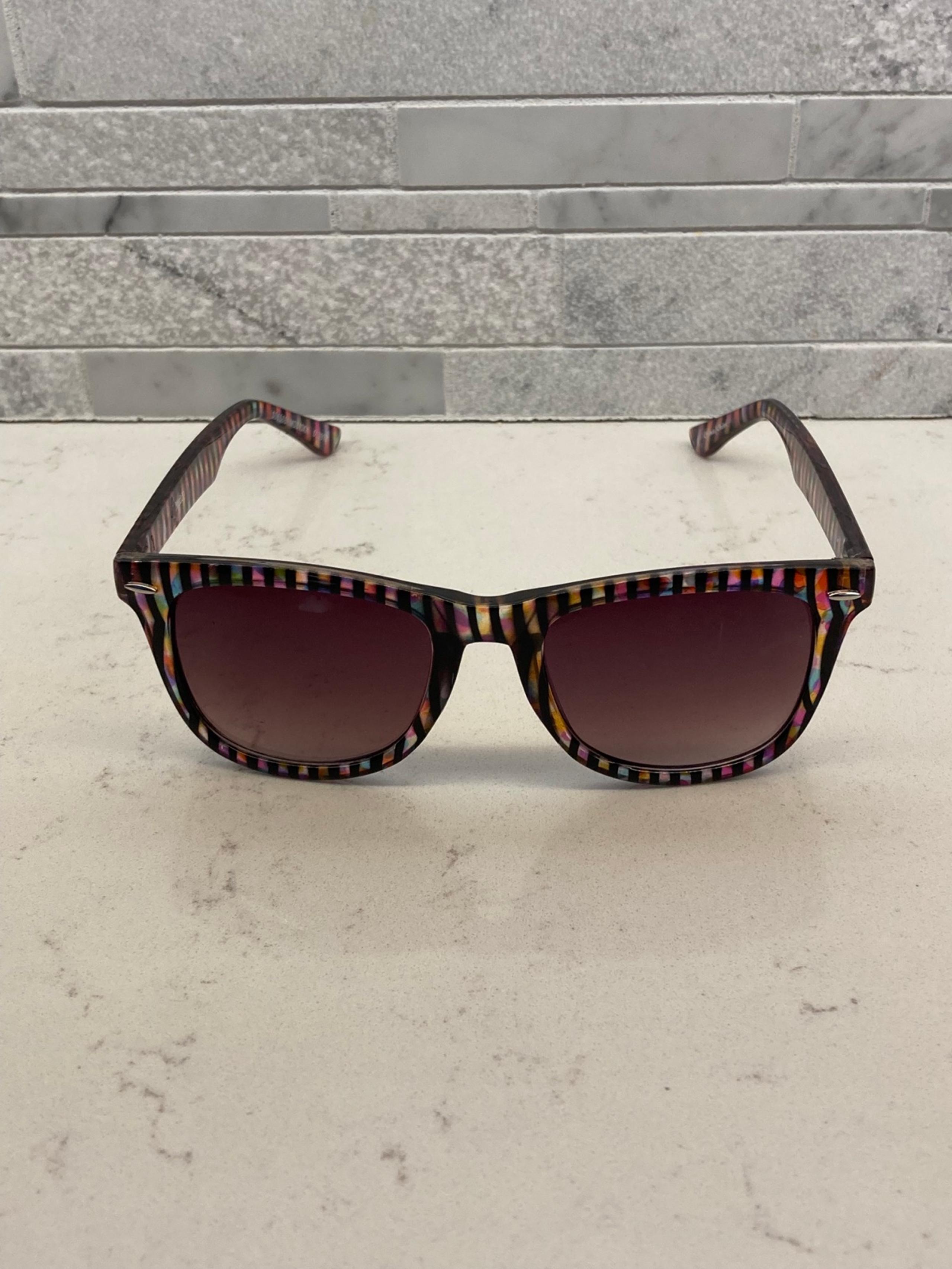 Mudd Womens Sunglasses Rainbow Stripes S06566RMD640KH 0L0912