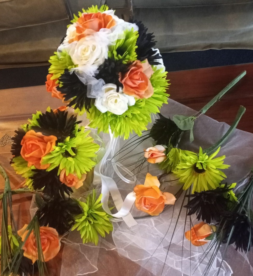 Neon wedding party bouquets