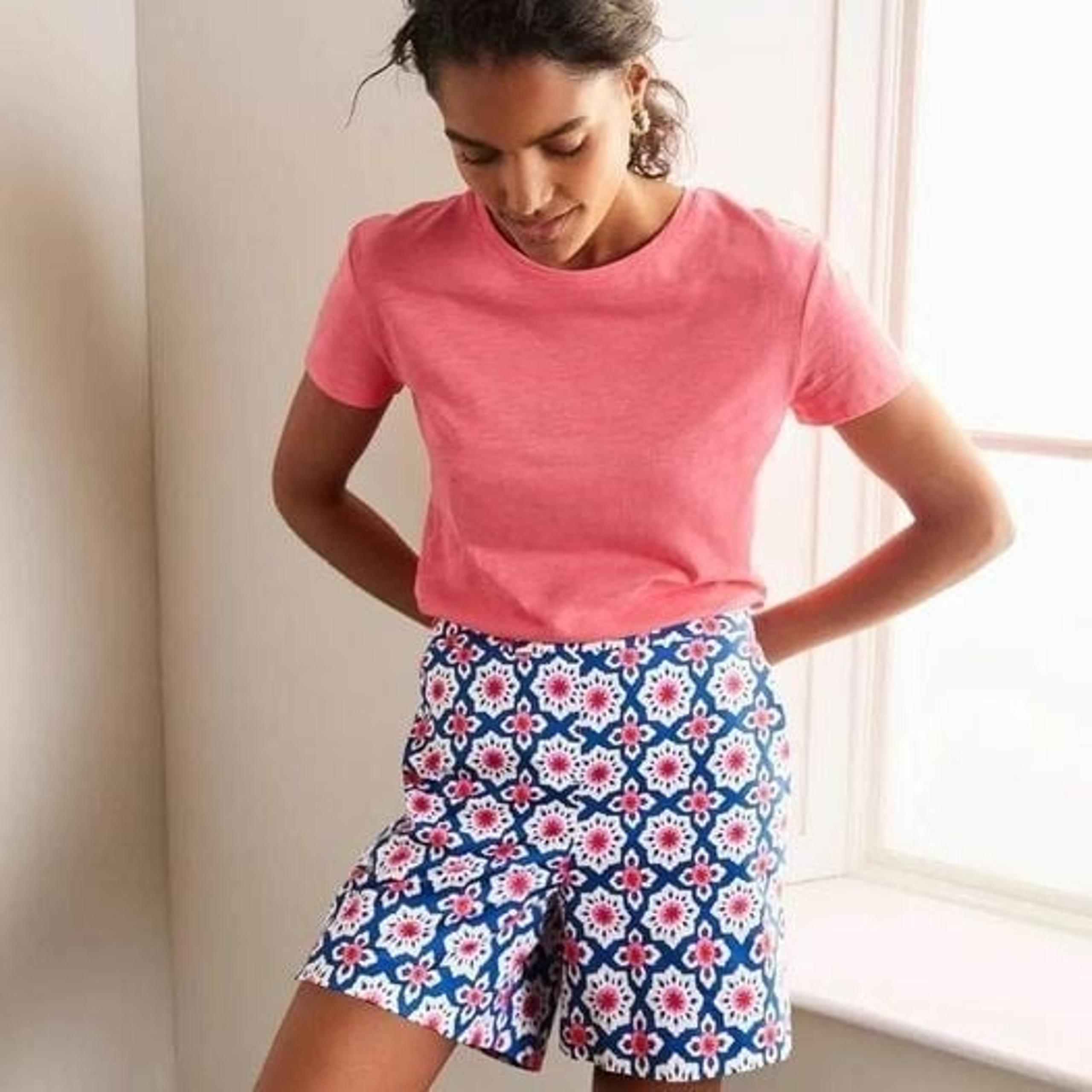 Boden Women’s Danby Pull-On Stretch Bermuda Mosaic Shorts Sz 6