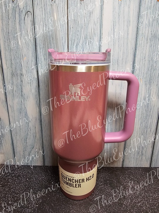 STANLEY- BNWT MAUVE SHIMMER 40OZ PEARLESCENT QUENCHER