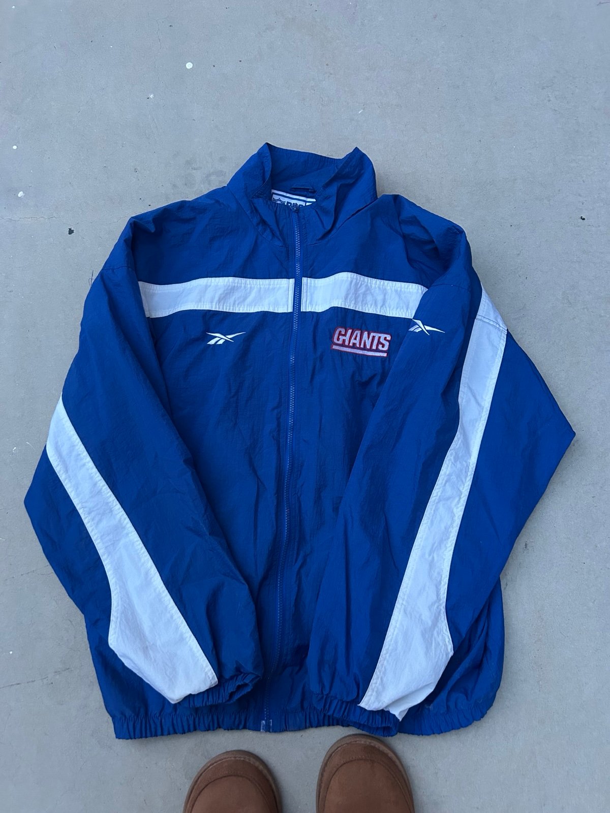 Giant’s windbreaker