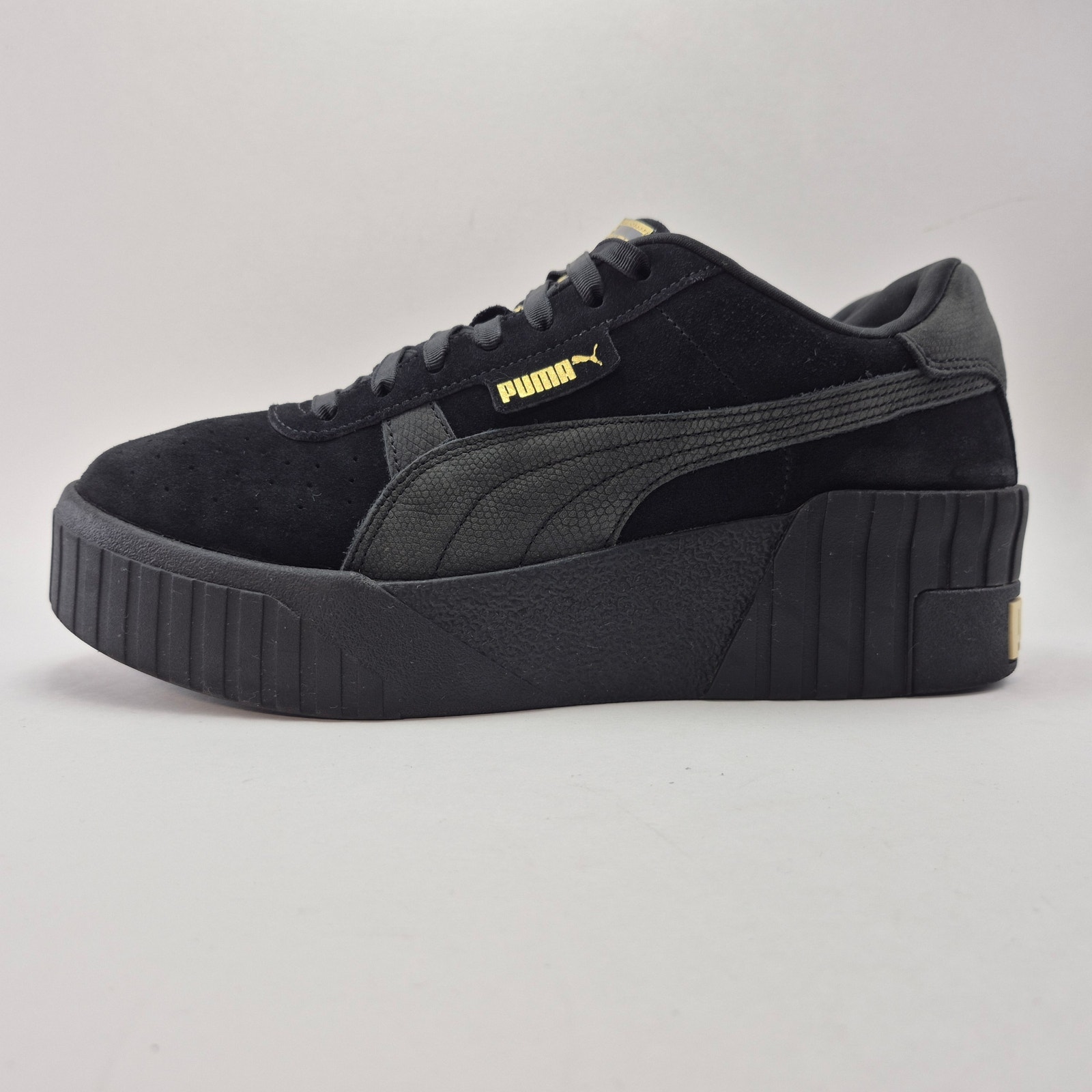 PUMA “CALI” Wedge Tonal Sneakers Womens shoes Size 11