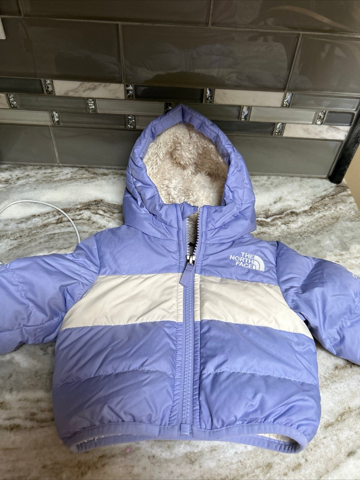 The North Face Jacket Girls Down Puffer 550 Fleece Lined Purple/white 0-3M HOOD