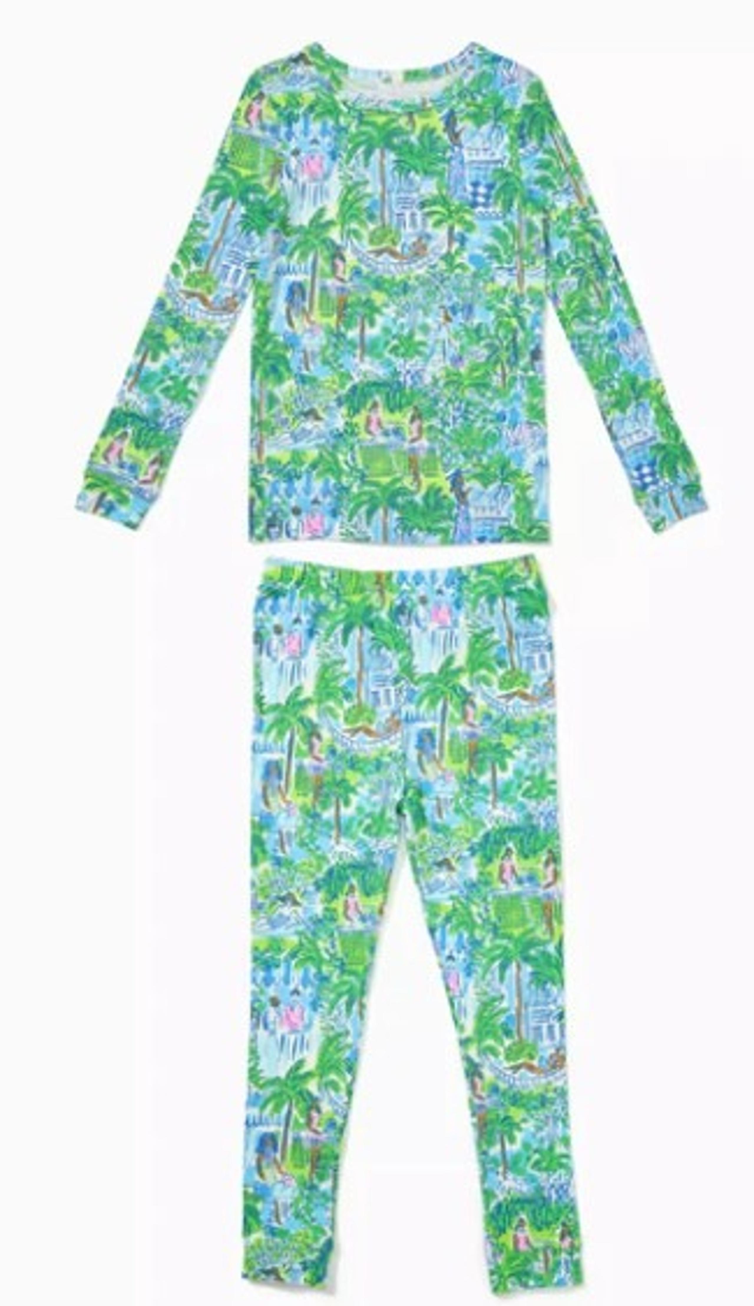 Girls Lilly Pulitzer Lilly On Holiday Pajamas NWT Size 4