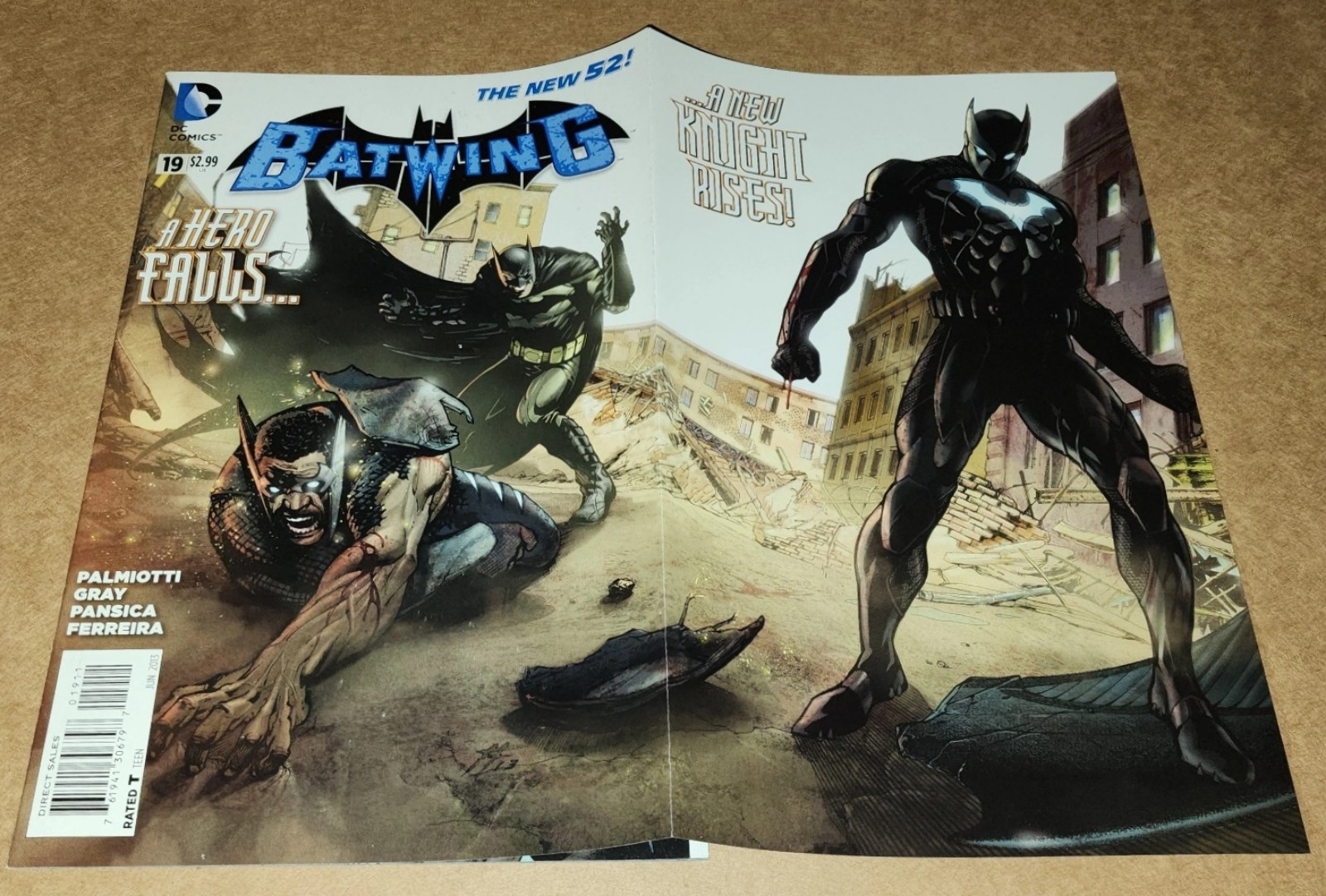 One Batwing 19 NM- New 52 1st App Luke Fox Batman 6/2013 Key
