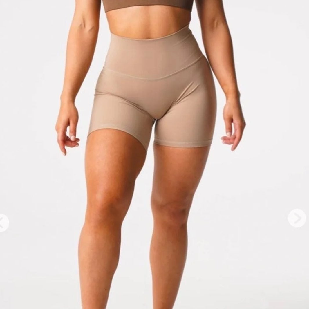 nvgtn signature 2.0 latte shorts