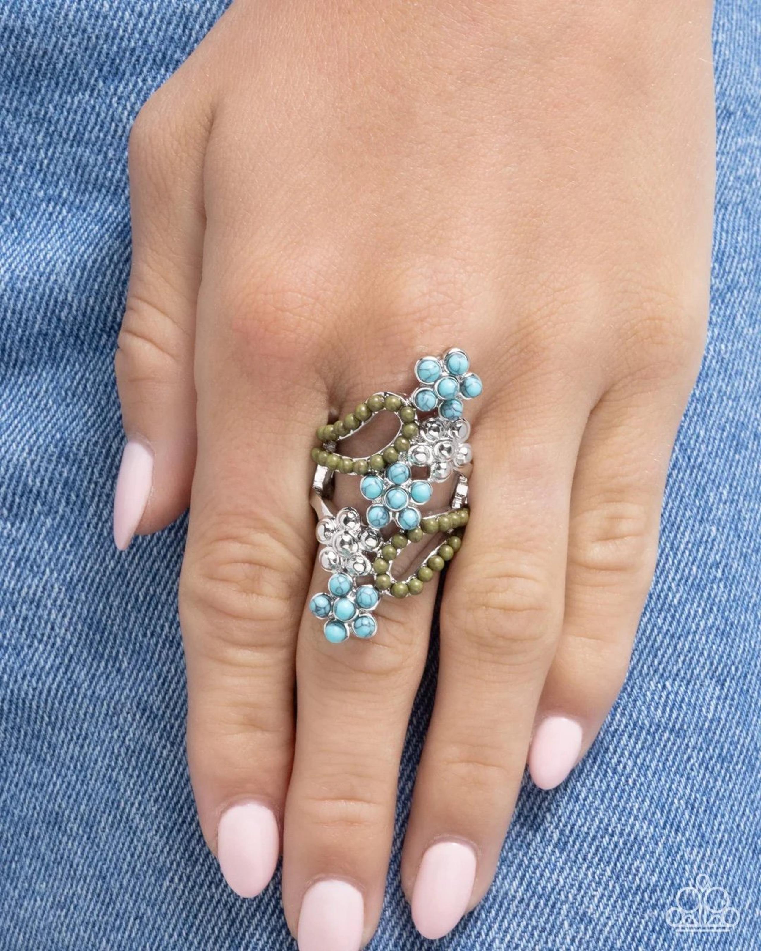 Paparazzi “Chic Combination” blue stretch back Ring