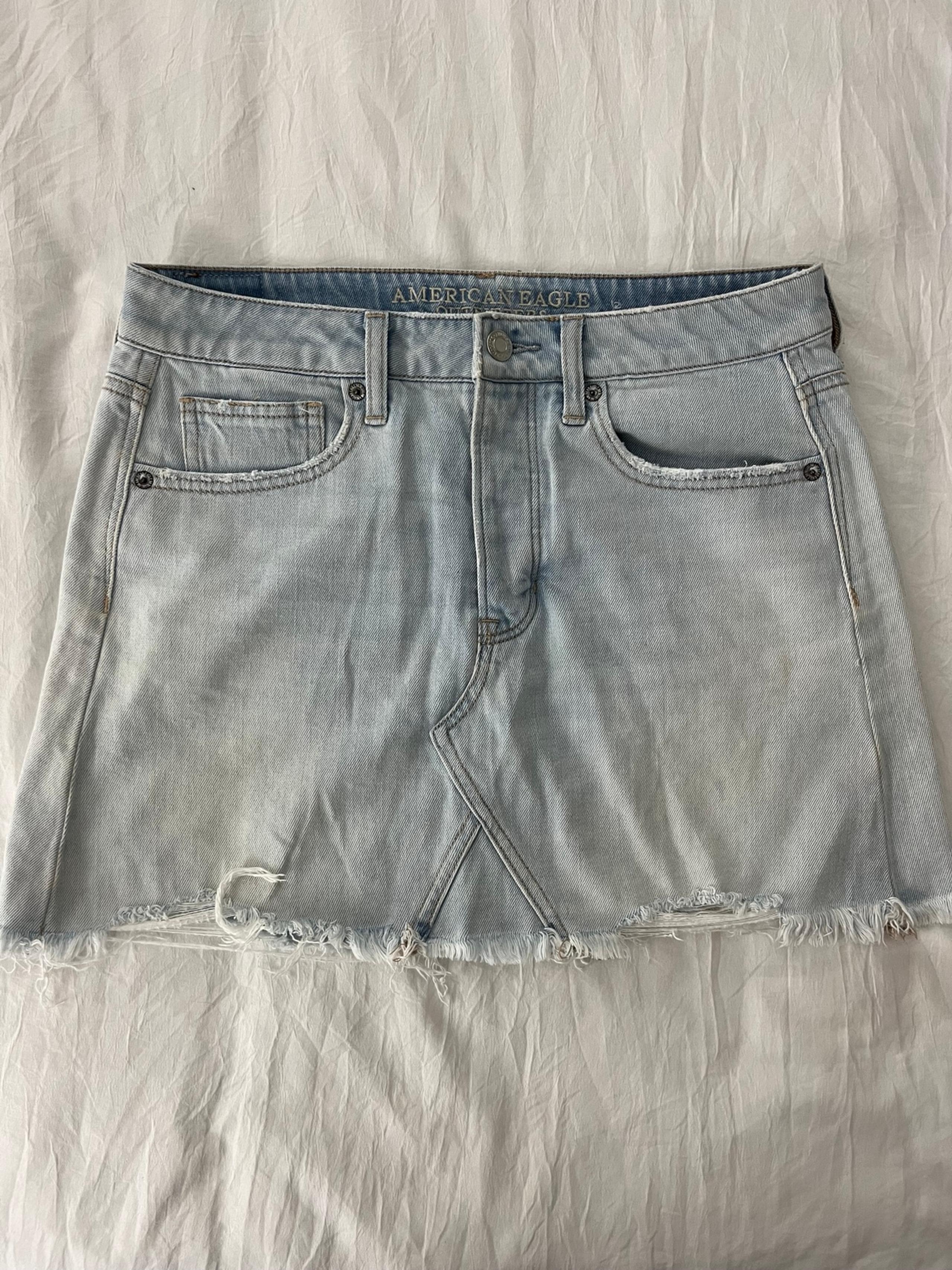 American Eagle denim mini skirt size 6