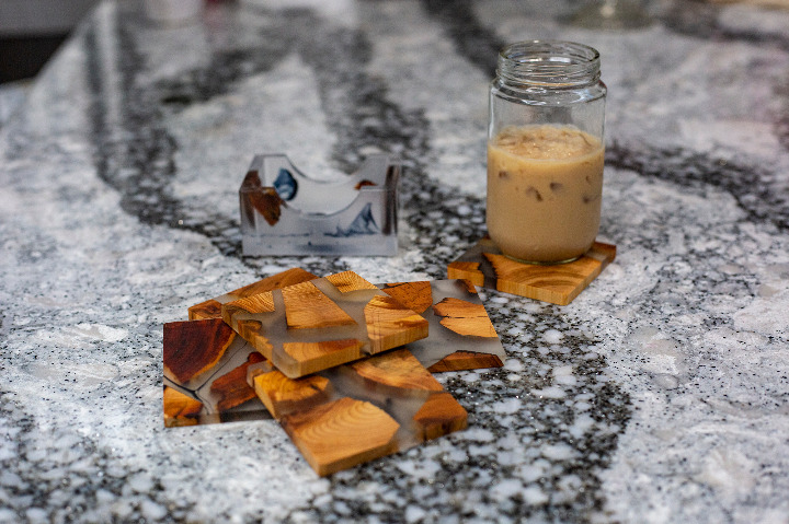 Handcrafted Wooden Epoxy Resin Coasters, 9cm Round Square Wooden Coaster