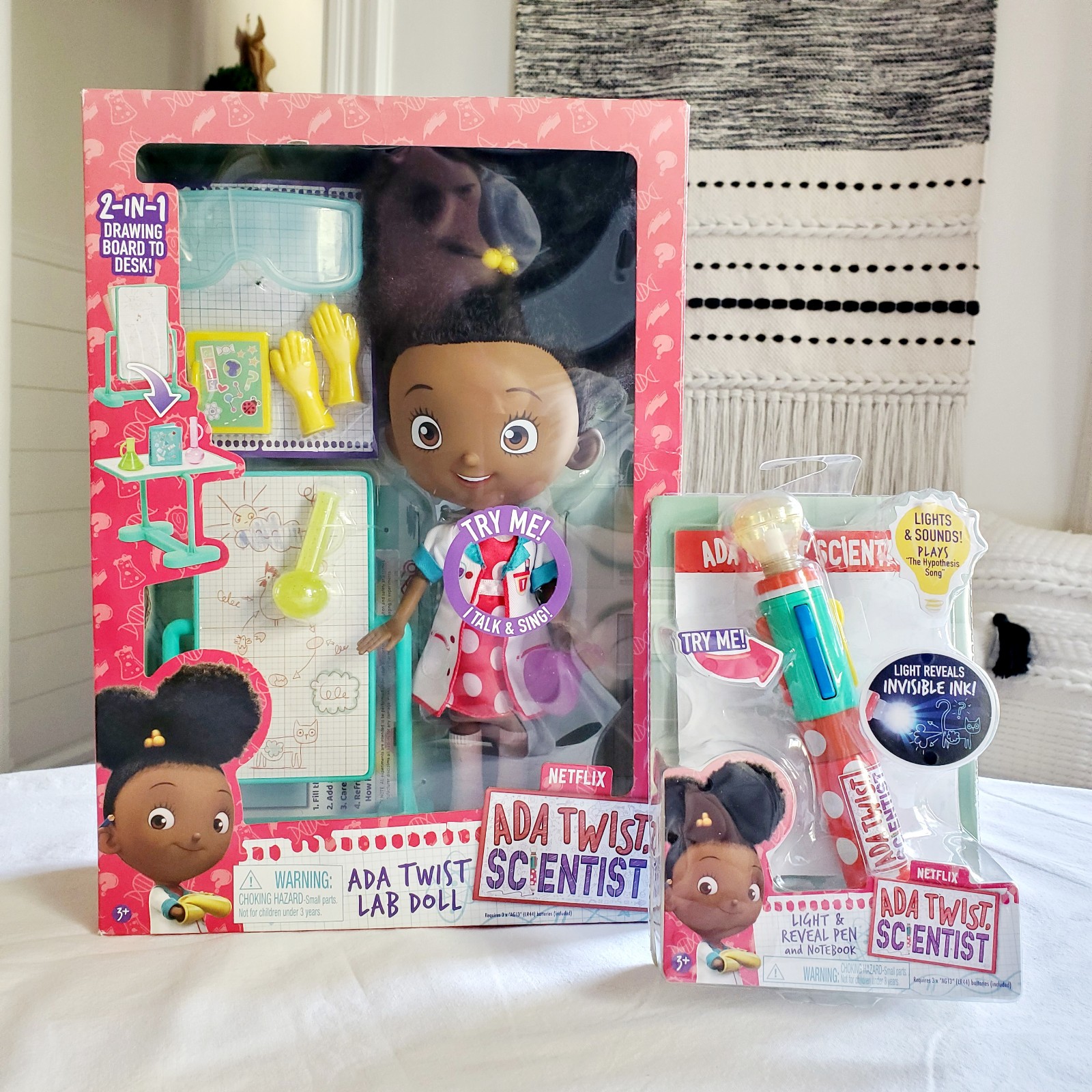 2 Box Ada Twist Scientist Doll Set, Light & Reveal Pen Notebook Set