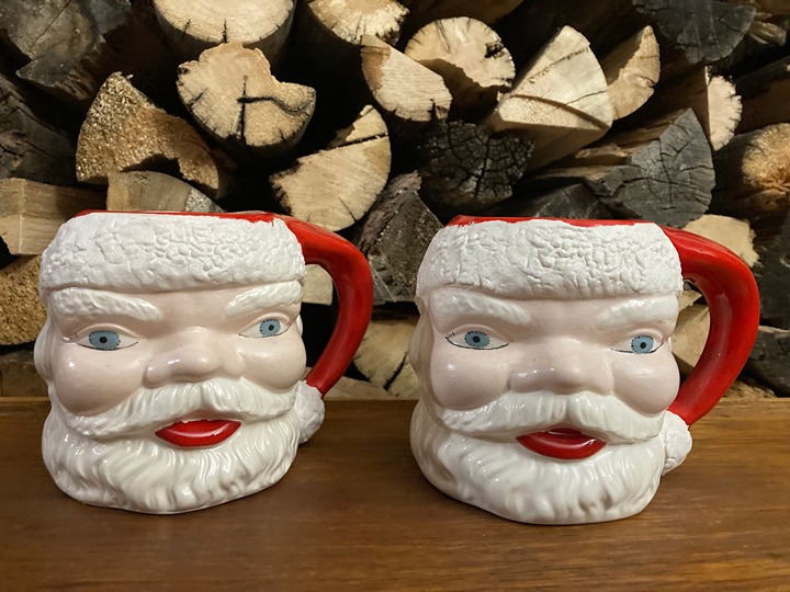 vintage Holland Mold Santa Claus coffee mugs cups Christmas holidays 1950s 1960s