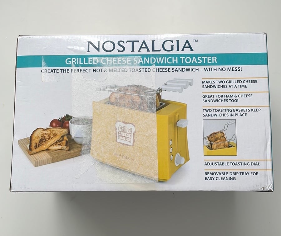 Nostalgia Grilled Cheese Sandwich Toaster Brand New