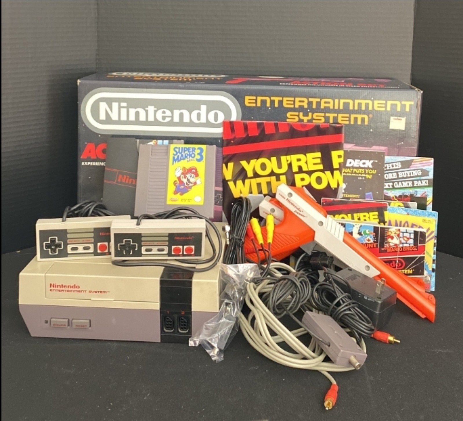 Nintendo NES Console cib