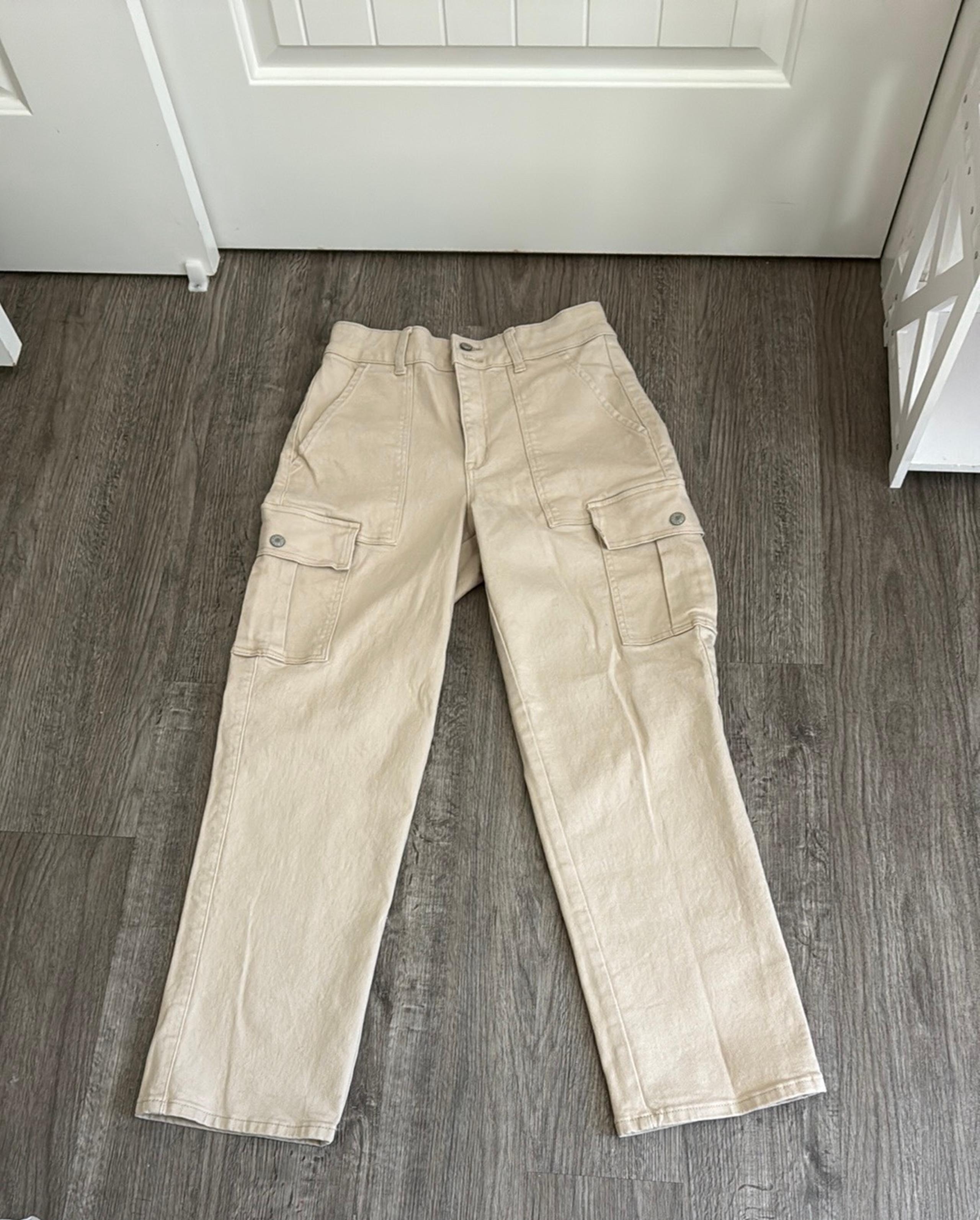 Guess Women cargo pants