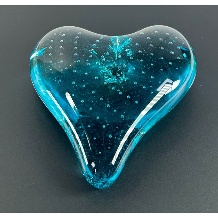 Art Glass Hand Blown Heart Paperweight Turquoise Blue w/ Controlled Bubbles