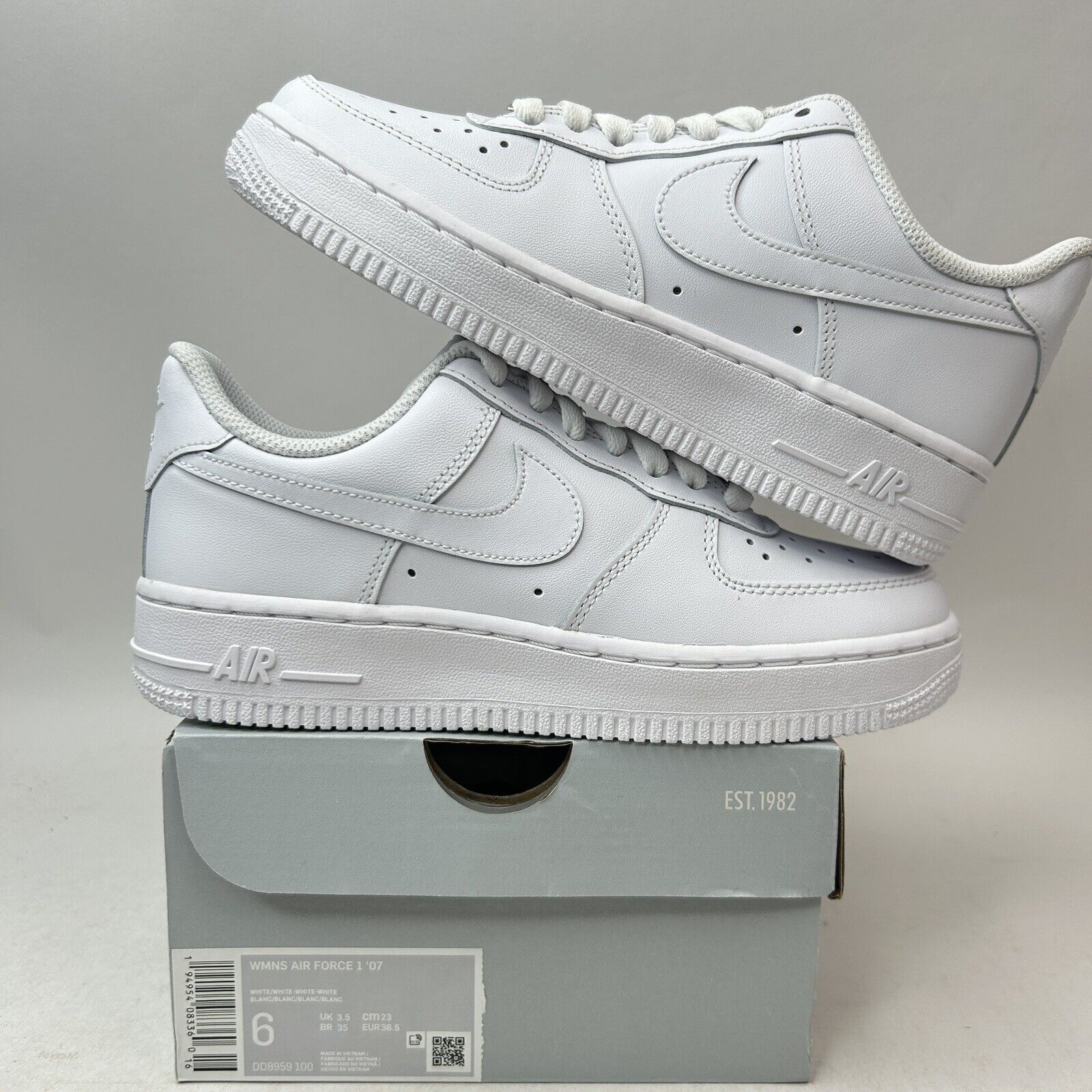 Nike Shoes Air Force 1 Low 07’ “Triple White” 2024