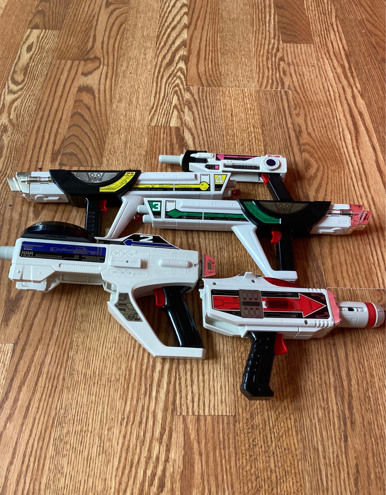 Power Rangers Time Force: vortex blaster. Batteries included