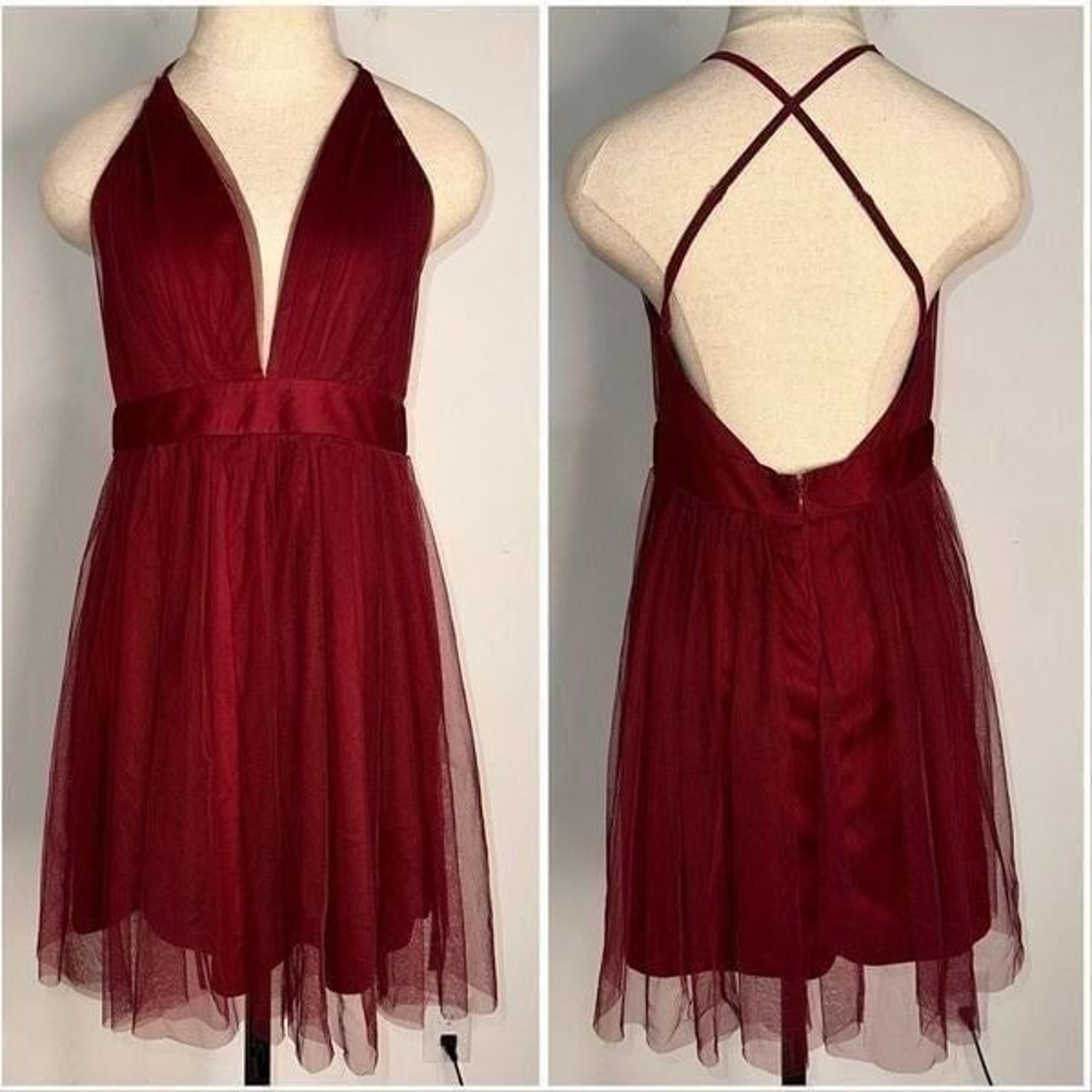Luxxel Womens M Burgandy Tulle Layered Fit n Flare Open Back Glam Cocktail Dress