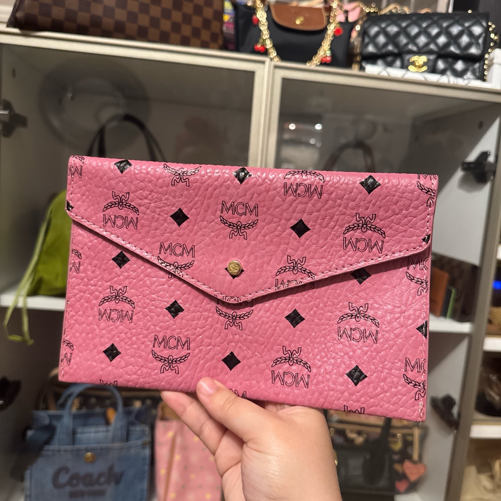 MCM POUCH