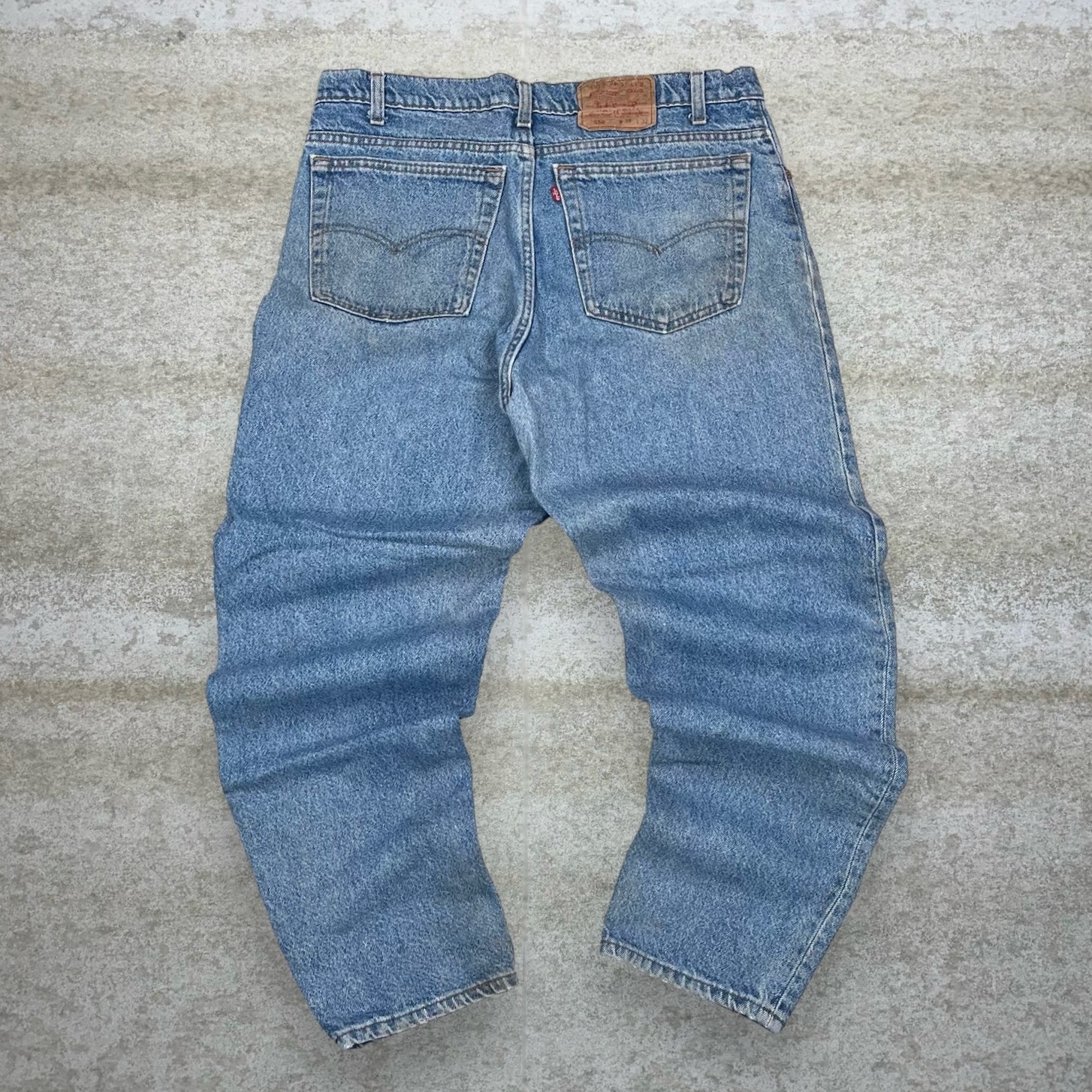 Vintage Levis 550 Jeans Relaxed Fit Light Wash Denim Made in USA 100% Cotton 80s
