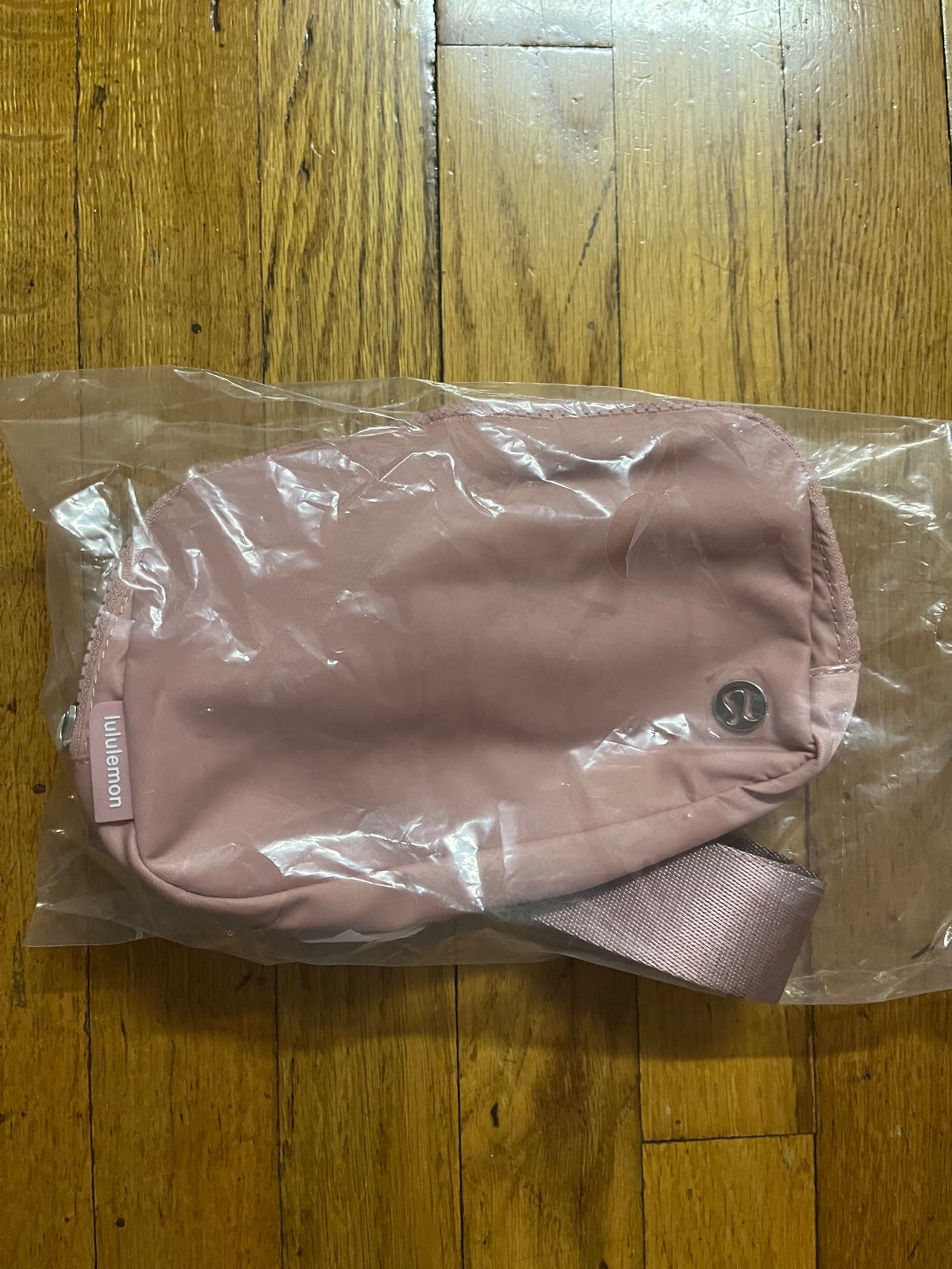 lululemon everywhere belt bag (pink)