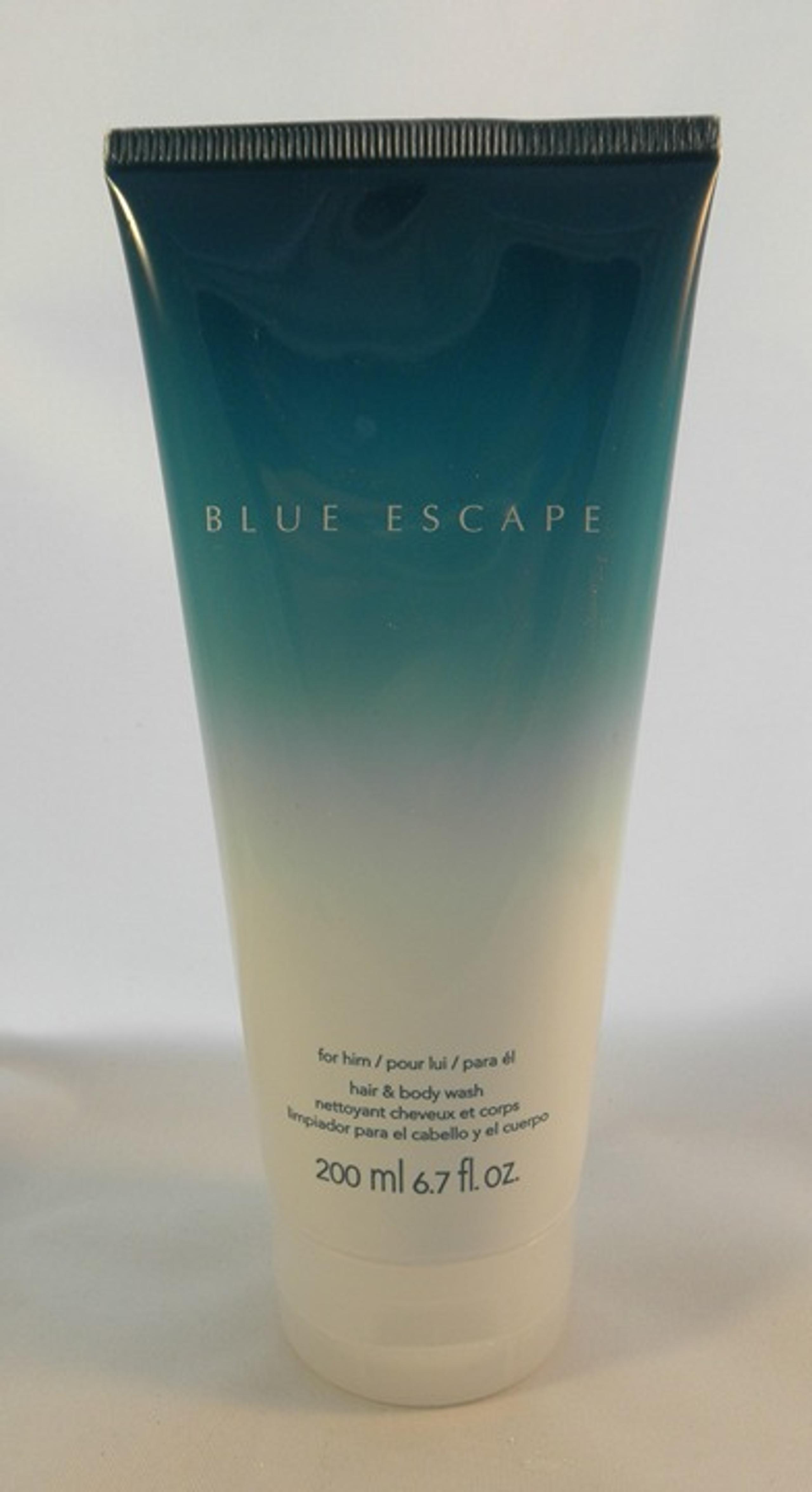 Avon BLUE ESCAPE FOR HIM Hair & Body Wash