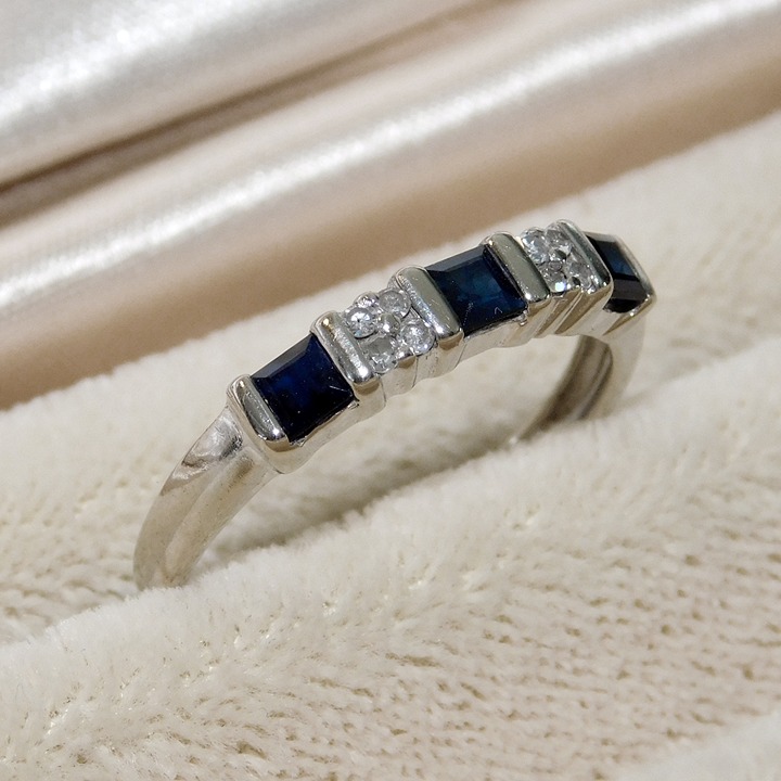 14K White Gold Sapphire and Diamond Ring