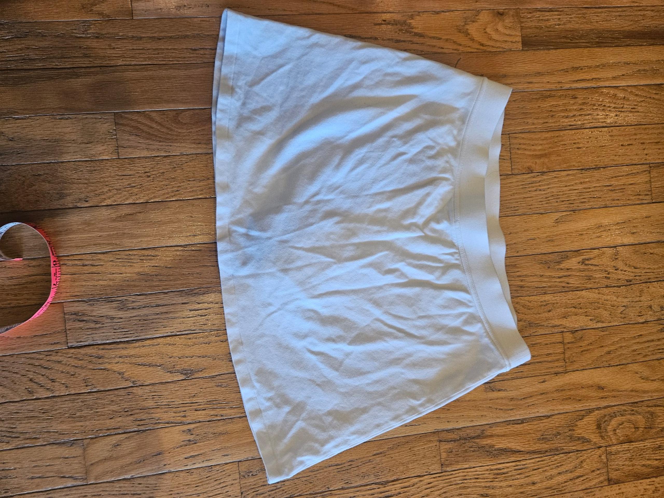 Women's Tek Gear White Skort Medium