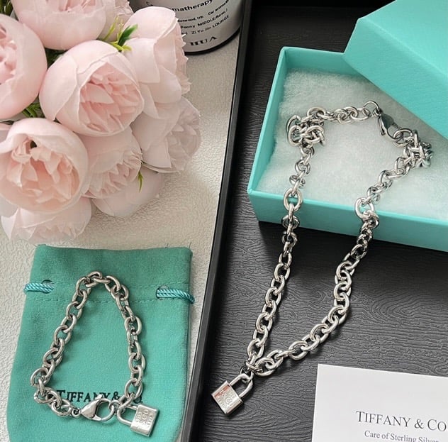 Silver Lock Necklace and Bracelet Set