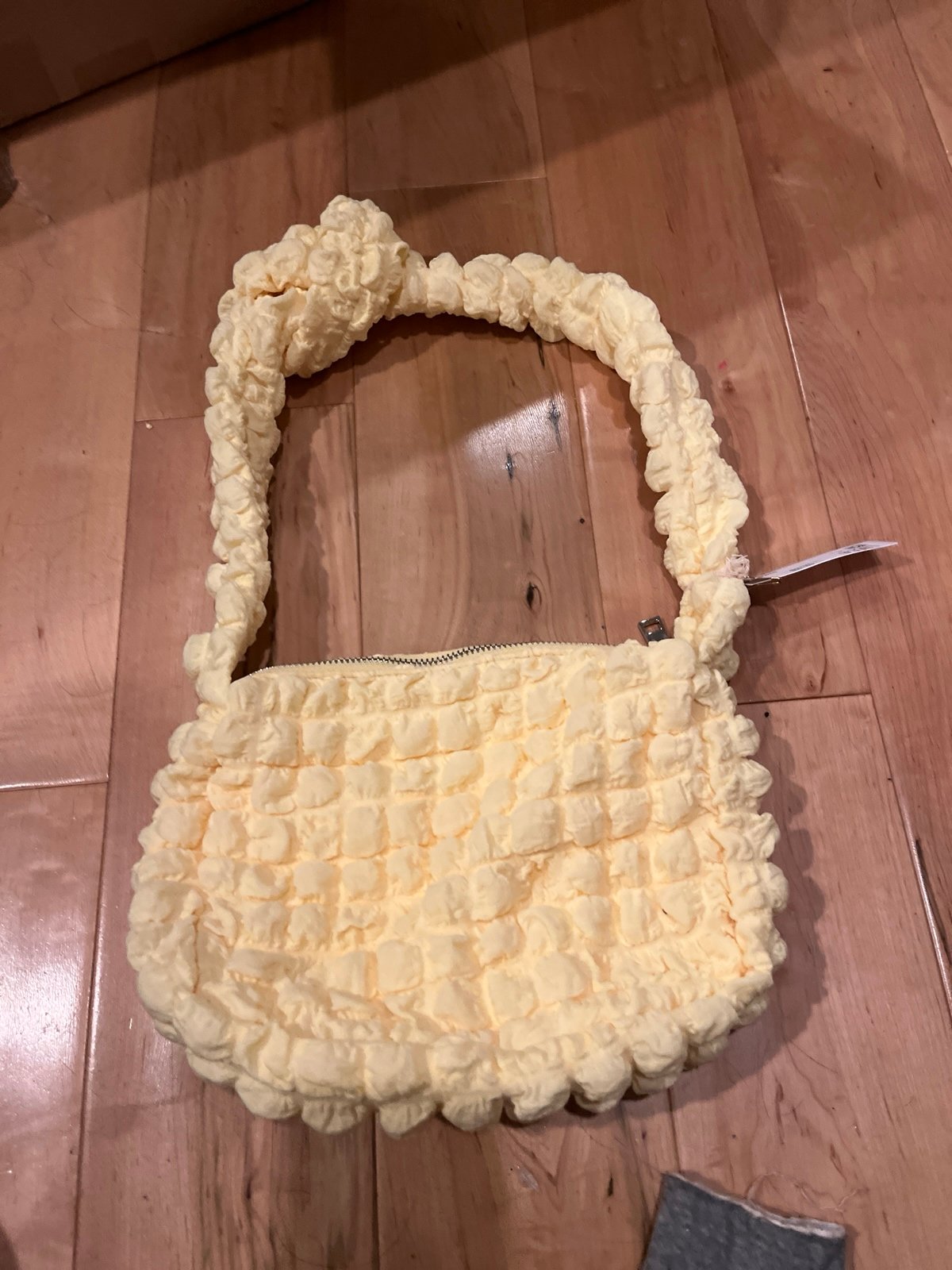 Yellow baggu dupe