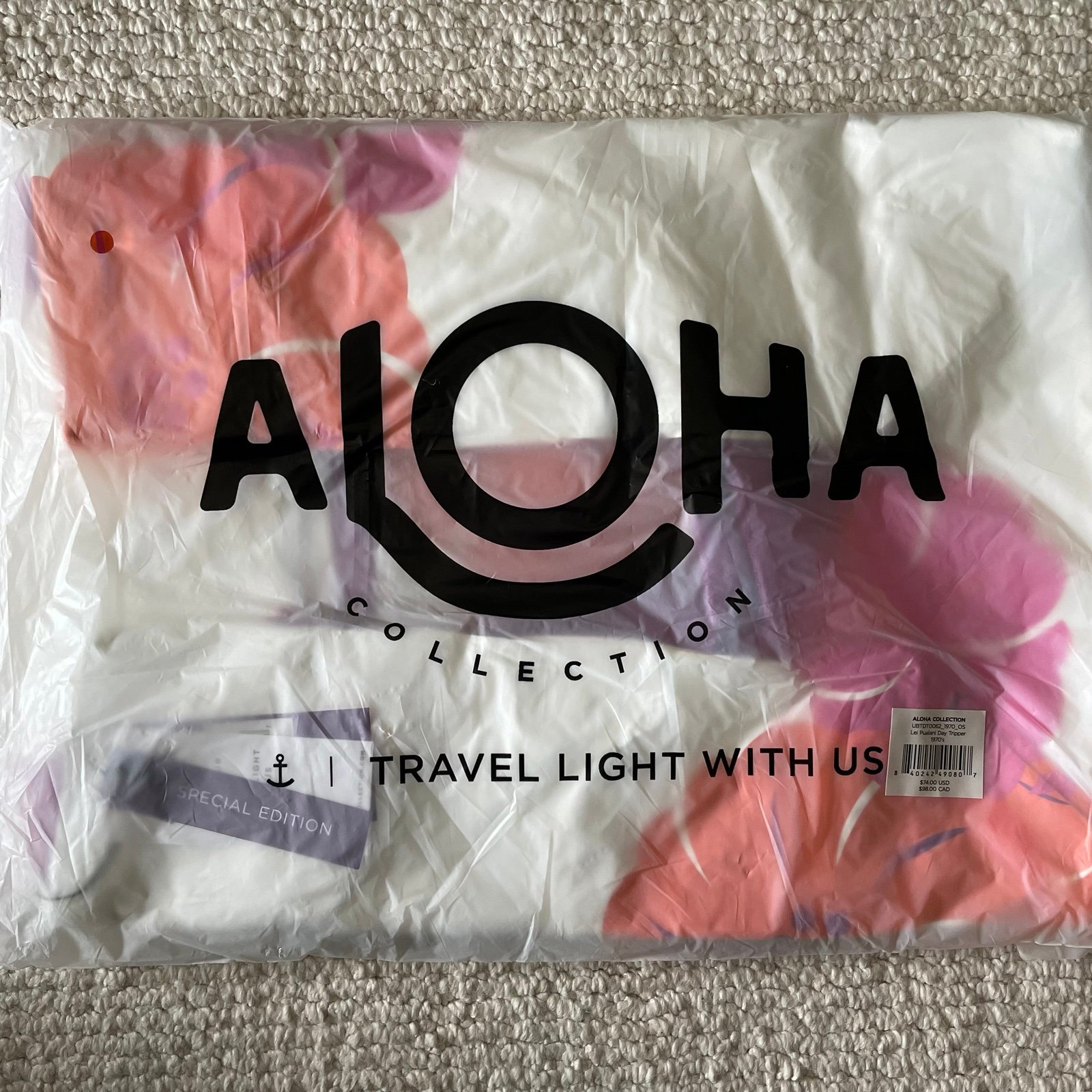 [関税負担なし] Aloha Collection ハワイアン航空 Day Tripper ALOHA COLLECTION X HAWAIIAN AIRLINES Lei Pualani Day Tripper