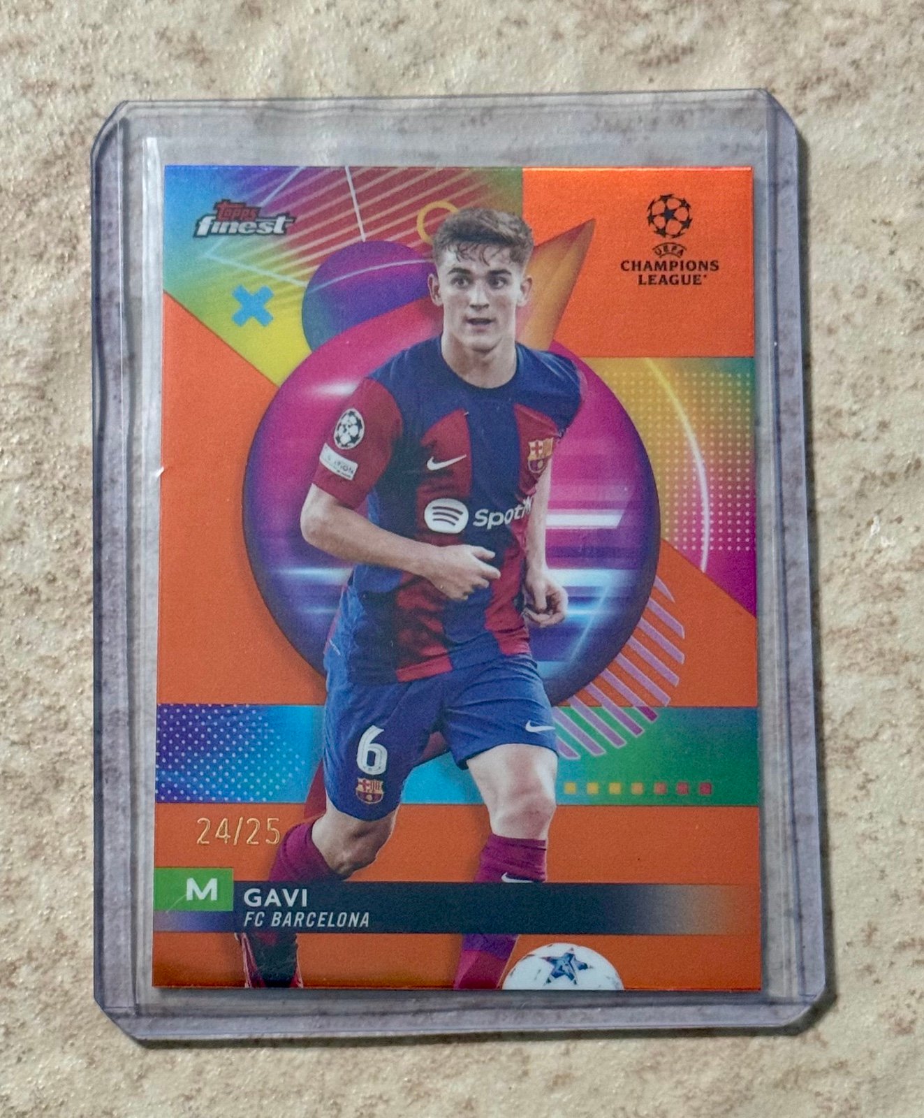 Topps Finest UEFA 2023-24 Gavi /25 Orange Refractor FC Barcelona