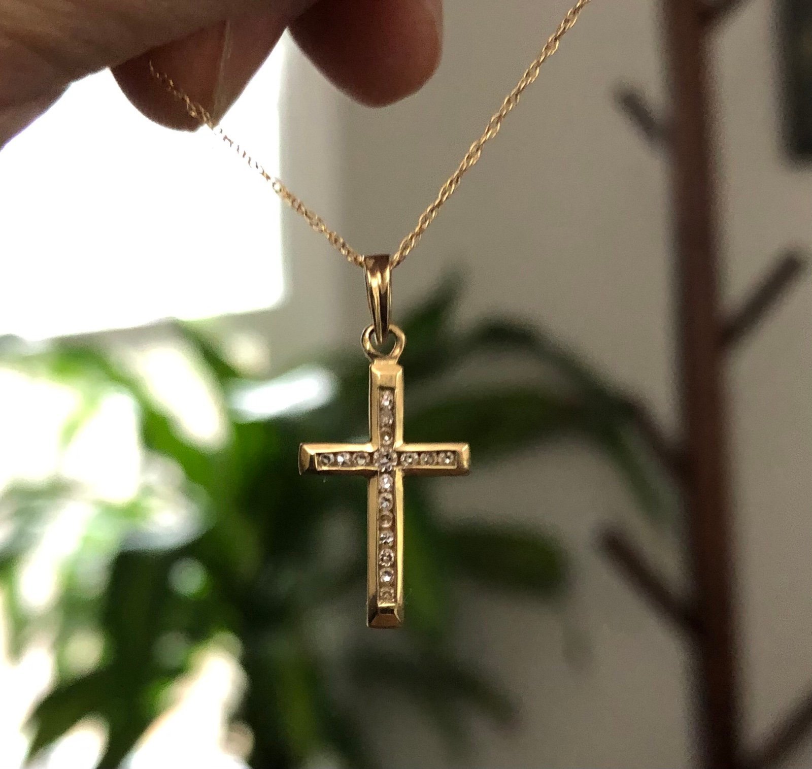 10k solid gold channel set genuine diamond cross charm pendant necklace 18” long